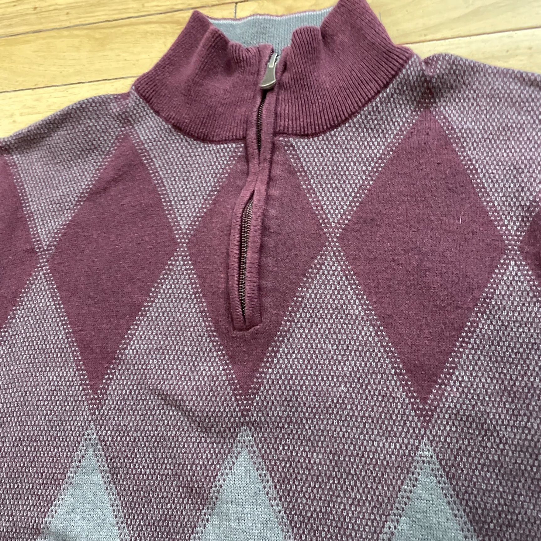 Vintage METHOD Sweater Men S 1/4 Zip Argyle Diamond Preppy Dark Academia Red Maroon Grey Diamond Knit Size US S / EU 44-46 / 1 - 4 Thumbnail
