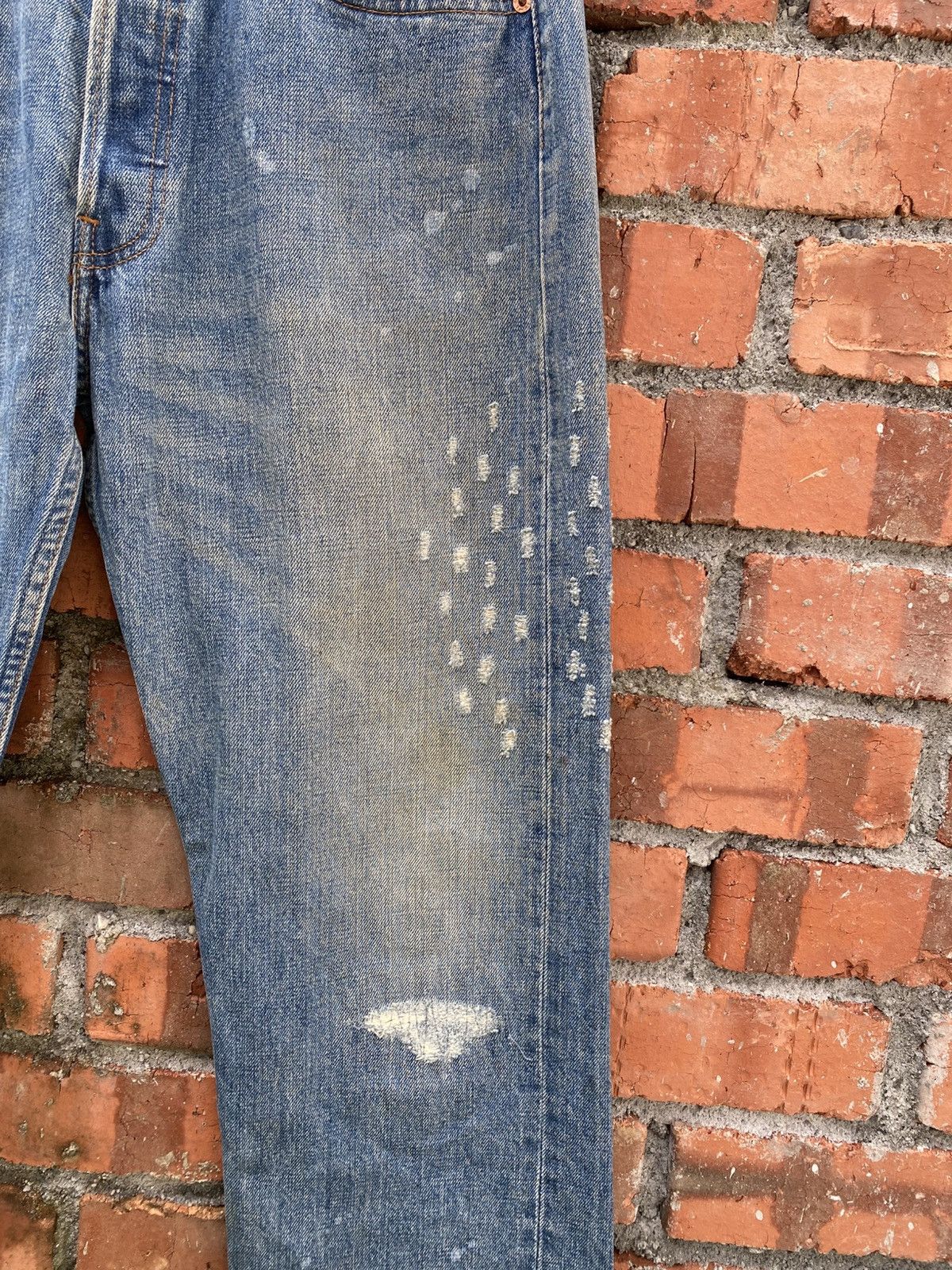 Levi's × Levi's Vintage Clothing × Vintage W31x30 Vintage 90s levi's 501 distressed Size US 31 - 6 Thumbnail