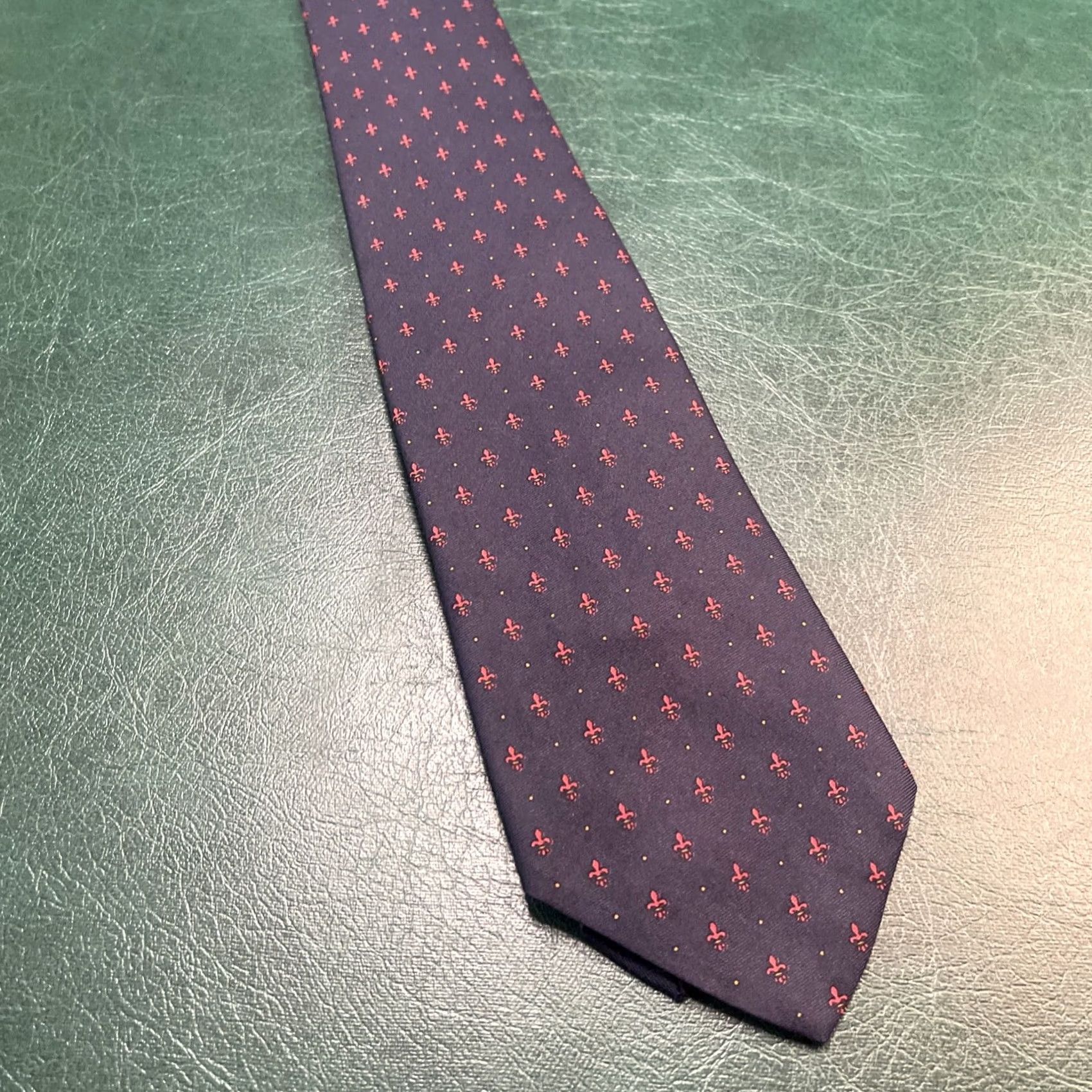Brooks Brothers BROOKS BROTHERS Tie Navy Red Fleur De Lis Silk 3.5”x52” Woven USA Men Skinny Short 100% Silk Designer Navy Mens Silk Necktie Size ONE SIZE - 2 Thumbnail