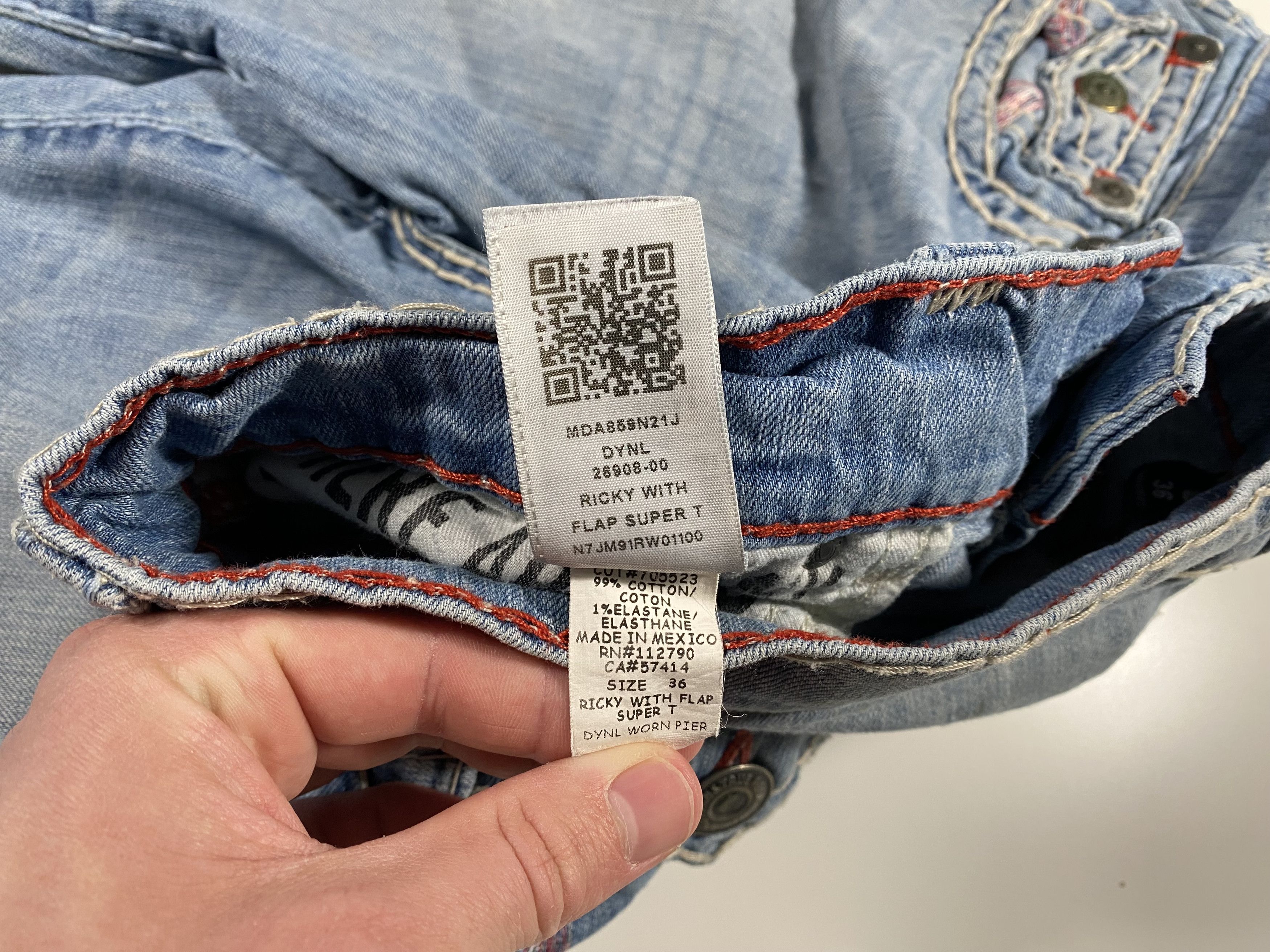 True Religion True Religion Ricky w/ Flaps Red Stitch Relaxed Jeans 38x32 Size US 38 / EU 54 - 10 Thumbnail