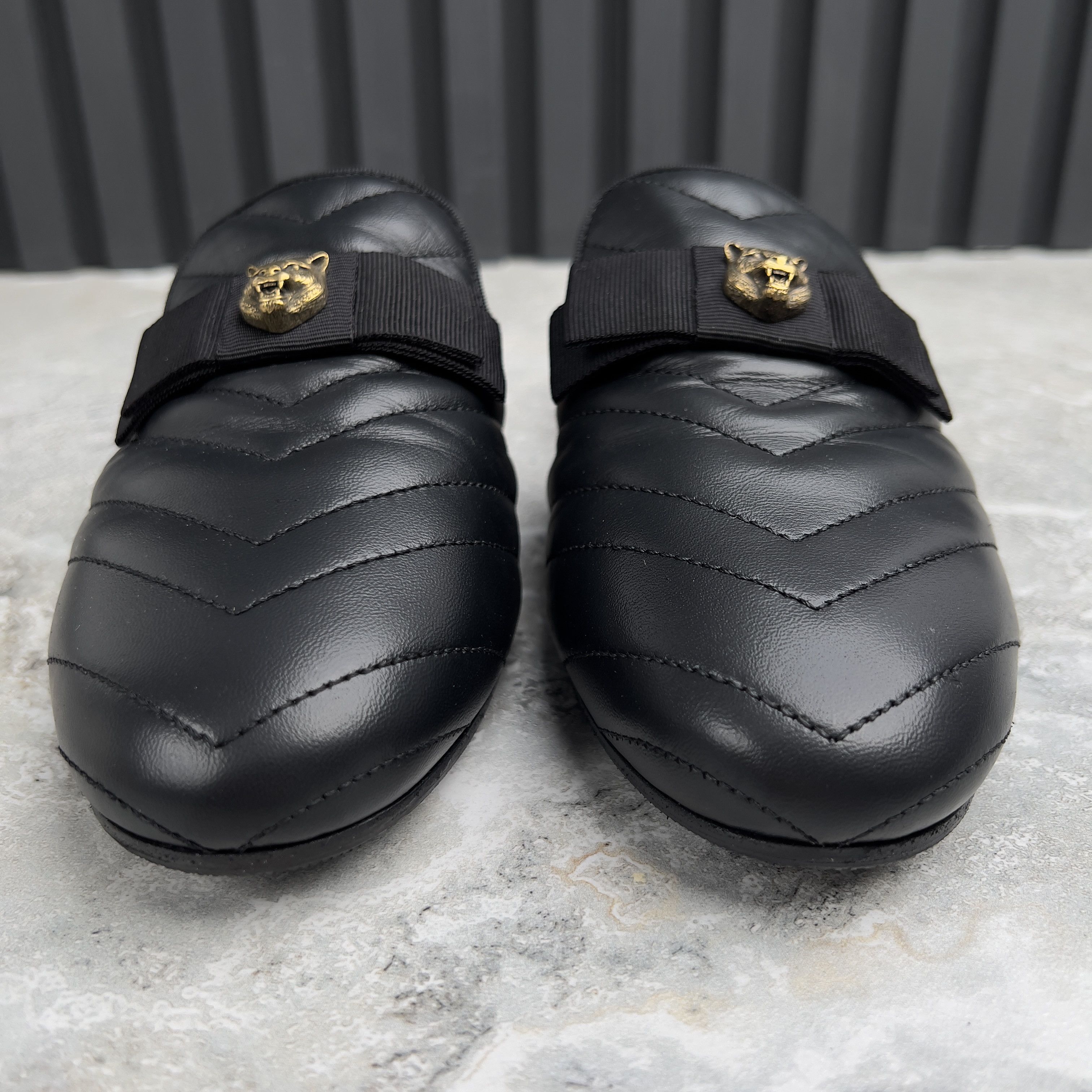 Gucci Matelassé Tiger Head Flat Mules Leather 36.5 EUR Size US 6.5 / IT 36.5 - 8 Thumbnail