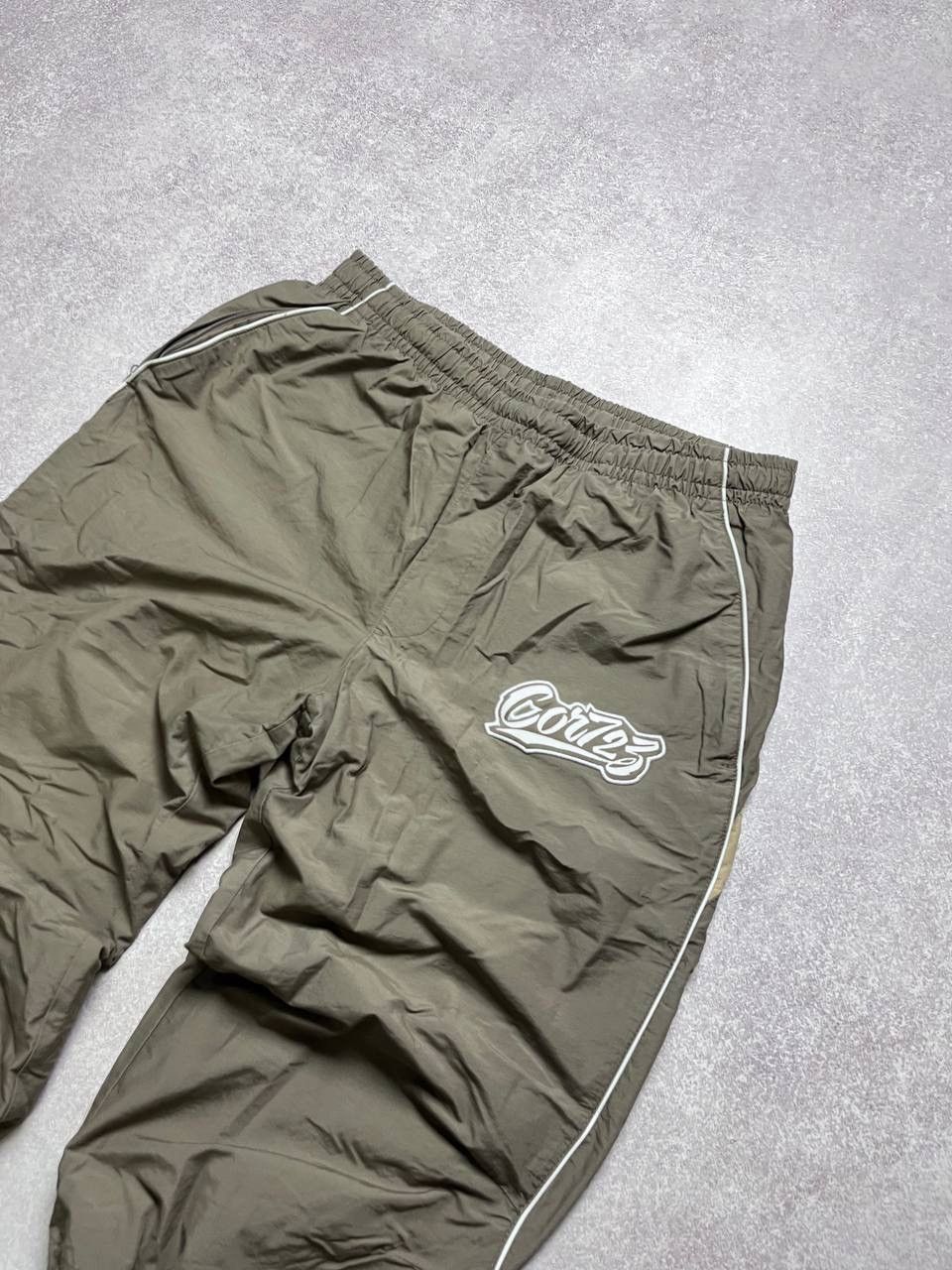 Other Vintage Nike Cor72ez Nylon Baggy Shorts M Size US 32 / EU 48 - 2 Thumbnail