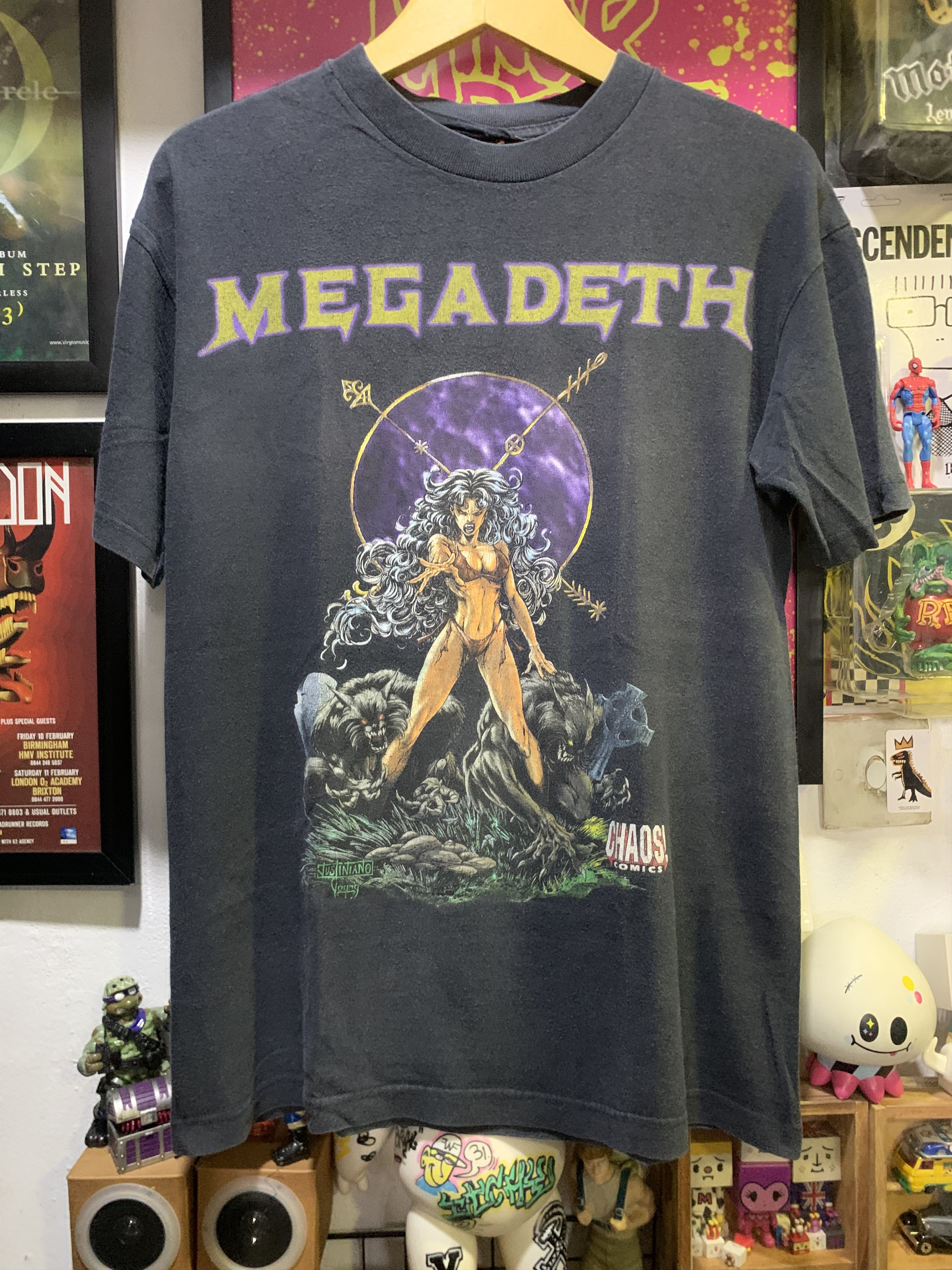 Band Tees Vintage MEGADETH x Chaos Comics “Cavewomen“ Size US L / EU 52-54 / 3 - 1 Thumbnail