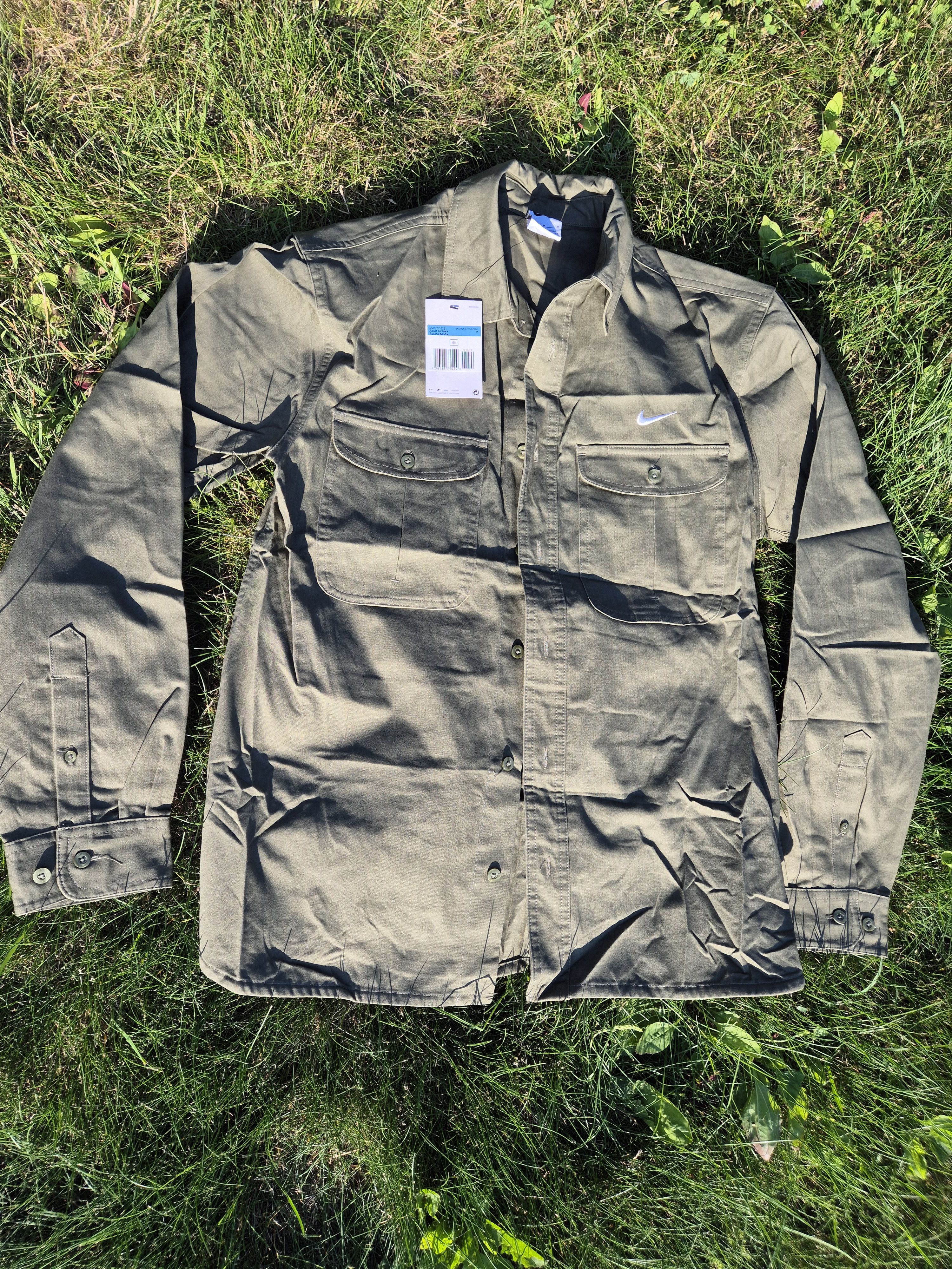 Nike SB Nike SB Tanglin Woven Skate Button-Up Long-SleeveTop Sample Size US M / EU 48-50 / 2 - 1 Thumbnail