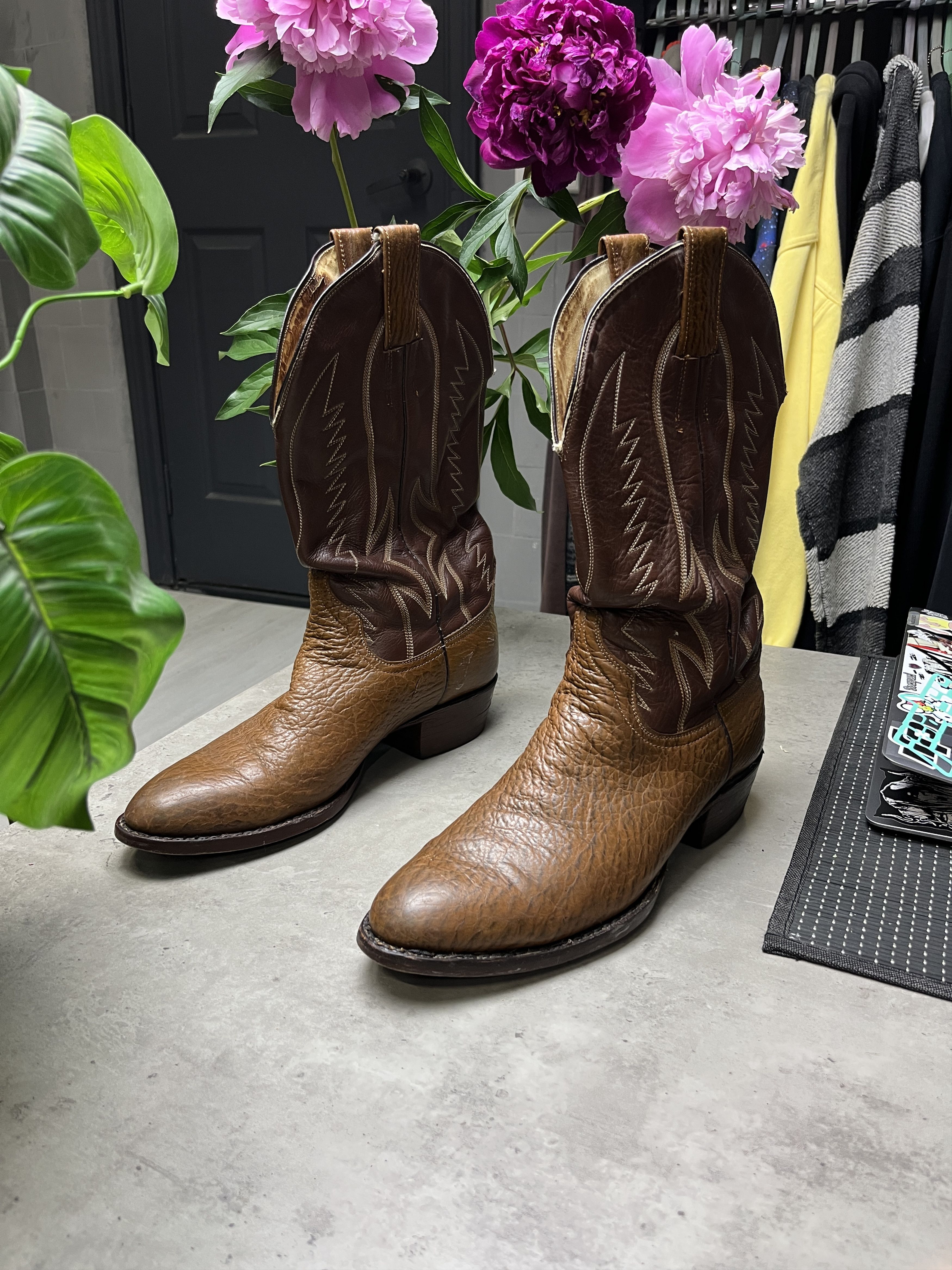 Other 1980s VINTAGE TEXTURED LEATHER WESTERN COWBOY BOOTS - 5106 Size US 10.5 / EU 43-44 - 1 Thumbnail