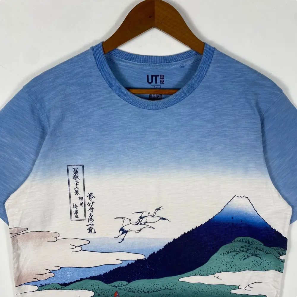 Japanese Brand HOKUSAI BLUE Mount Fuji View Japanese Artist Graphic Tee Size US XL / EU 56 / 4 - 2 Thumbnail