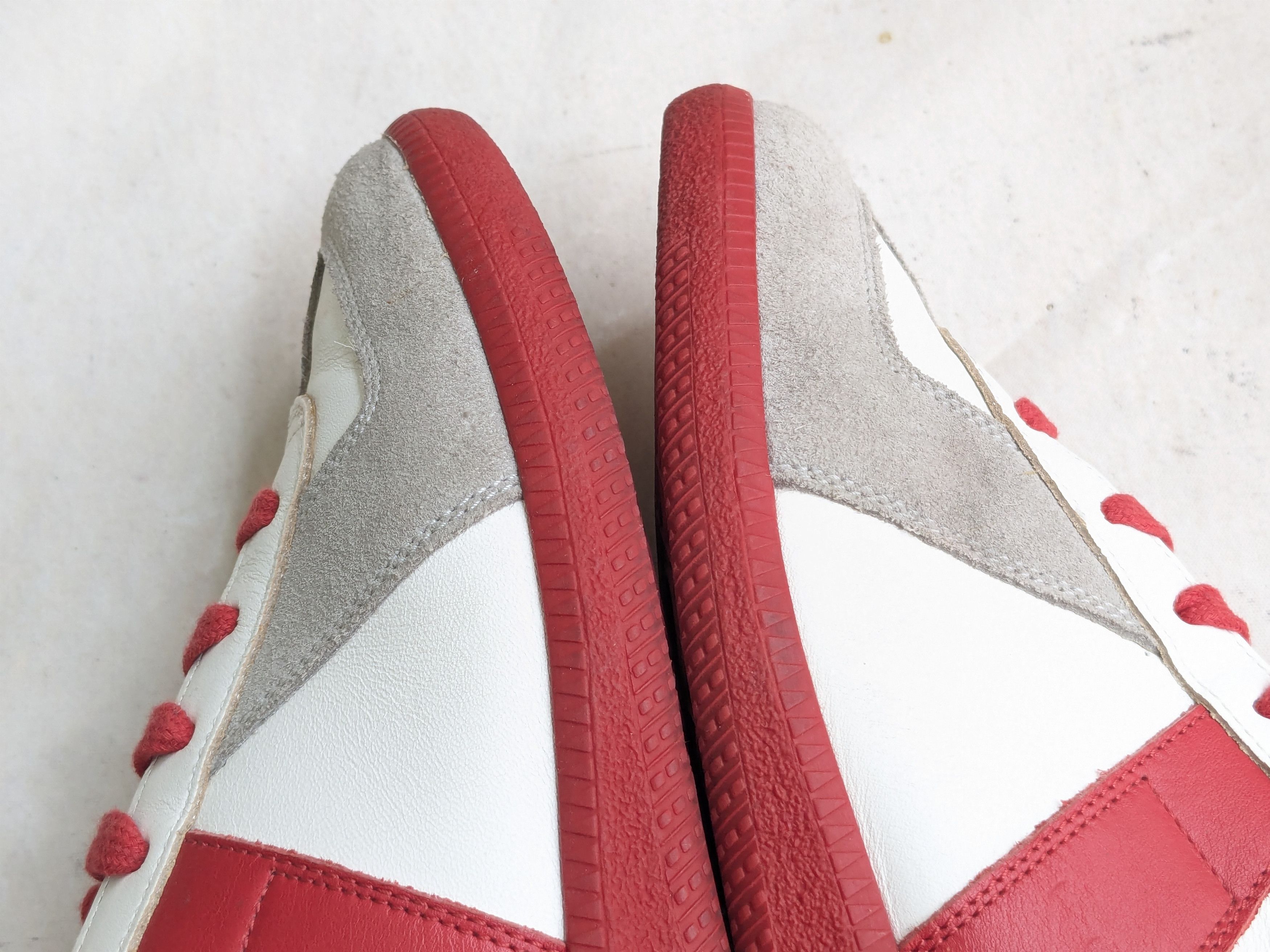 Maison Margiela Maison Margiela GAT Replica White Gray Red 8 41 Size US 8 / EU 41 - 10 Thumbnail
