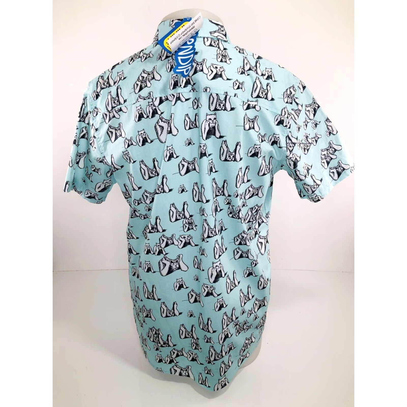 RIPNDIP RIPNDIP / NEW w TAGS - CATS KITTENS ALL OVER Md. Shirt Shirt Men M Blueish Green / Black / White Cat 90s Theme Mens Size US M / EU 48-50 / 2 - 5 Thumbnail
