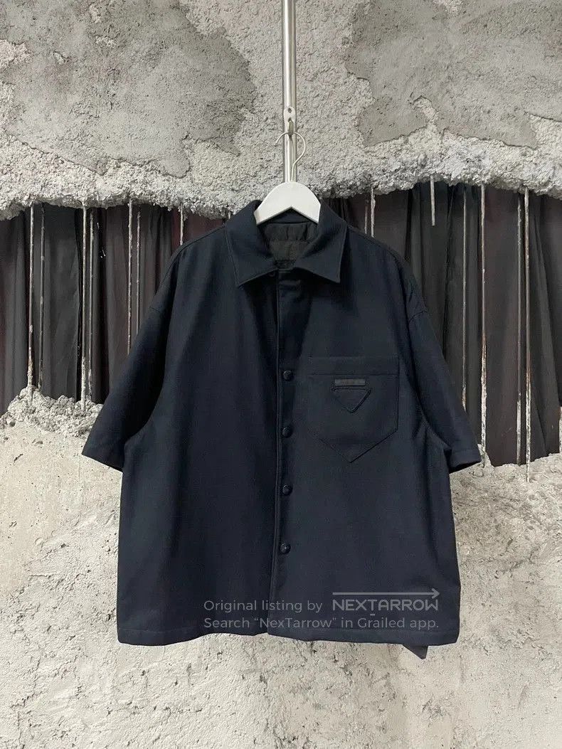Prada Prada Wool Patch Triangle Logo Short Sleeve. Size US S / EU 44-46 / 1 - 1 Thumbnail