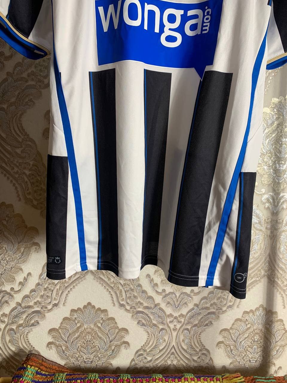 Puma × Vintage VERY RARE NEW CASTLE UNITED ENGLAND SOCCER JERSEY Y2K 90s Size US L / EU 52-54 / 3 - 3 Thumbnail