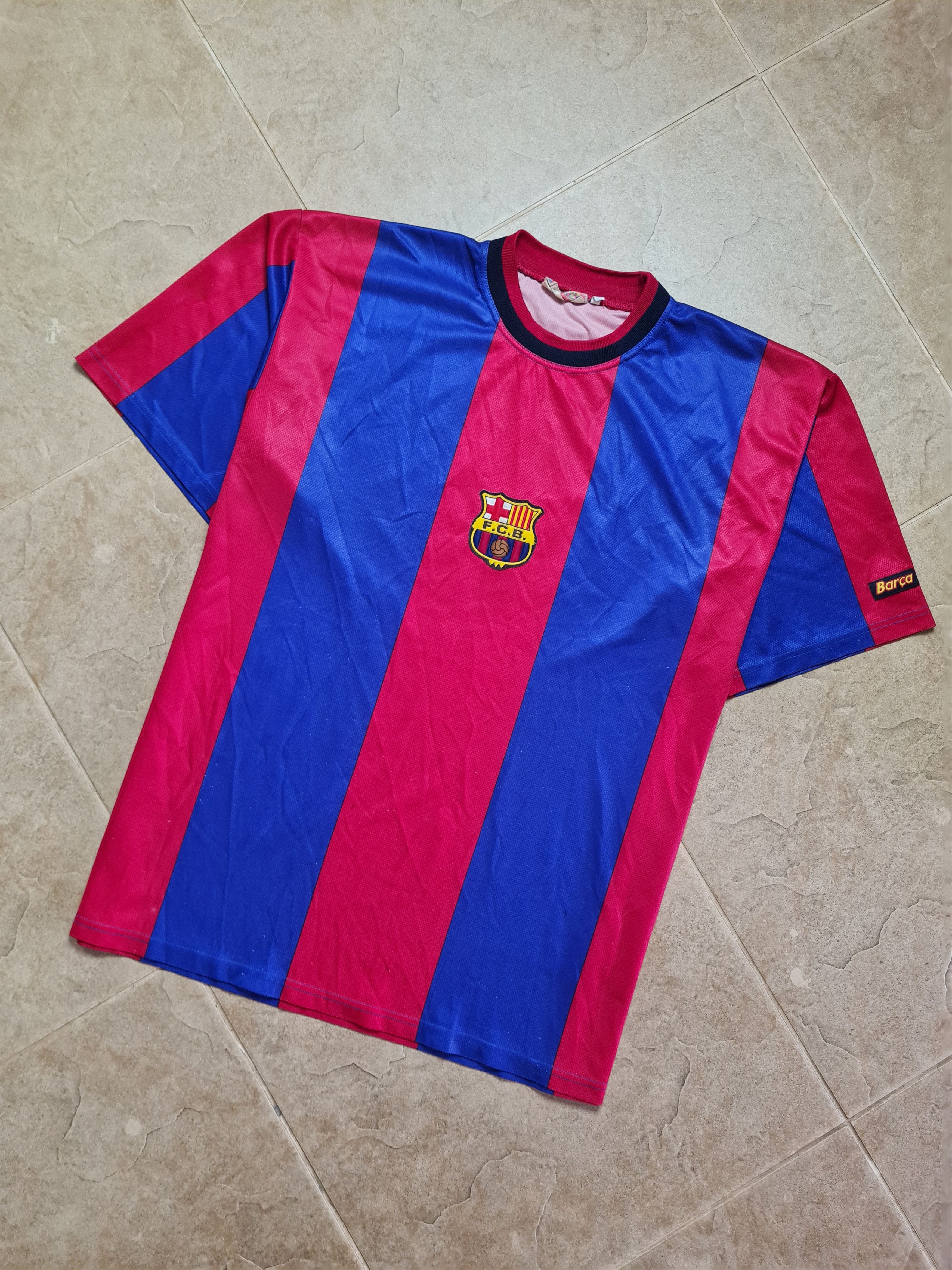 Other Jersey Barcelona Football Barca Official Label Soccer Size US XL / EU 56 / 4 - 4 Thumbnail