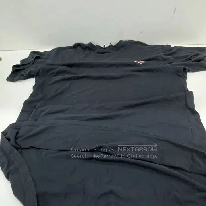 Balenciaga Balenciaga Black Short Sleeve T. Size US L / EU 52-54 / 3 - 7 Thumbnail