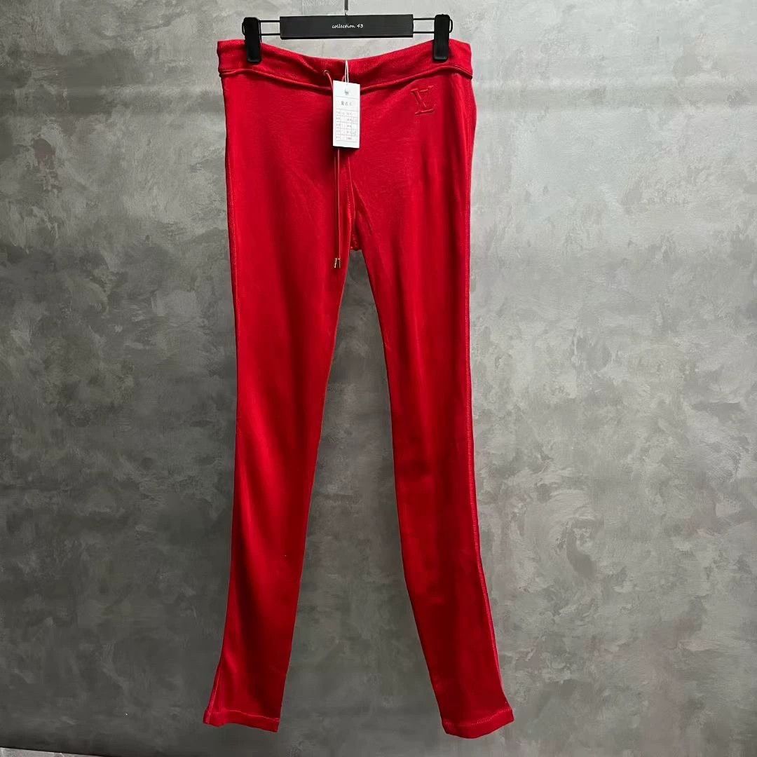 Louis Vuitton louis vuitton red logo casual sweatpants Size US 30 / EU 46 - 1 Thumbnail