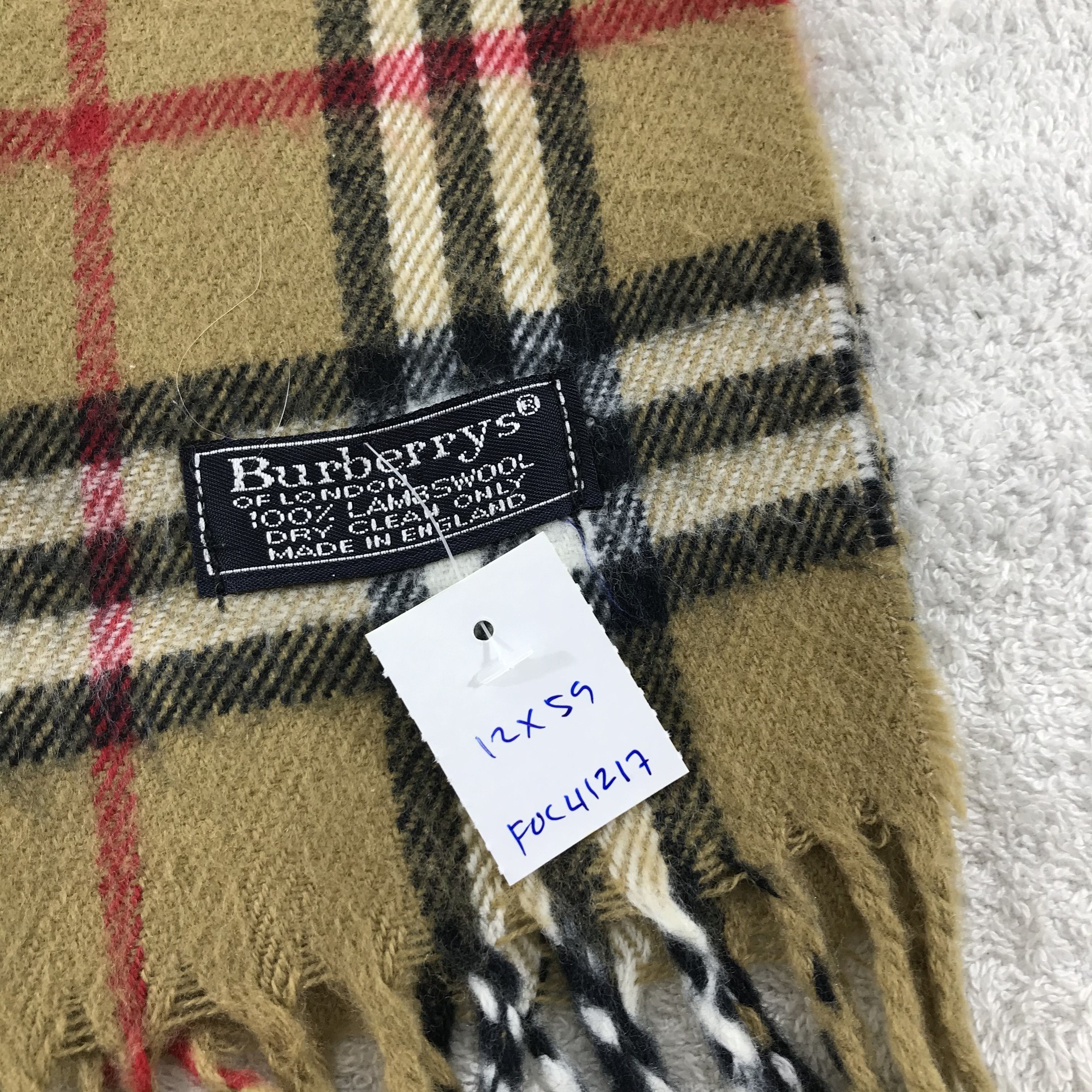 Burberry Vintage Burberry Scarf Nova Check Muffler Winter Wool Size ONE SIZE - 4 Thumbnail