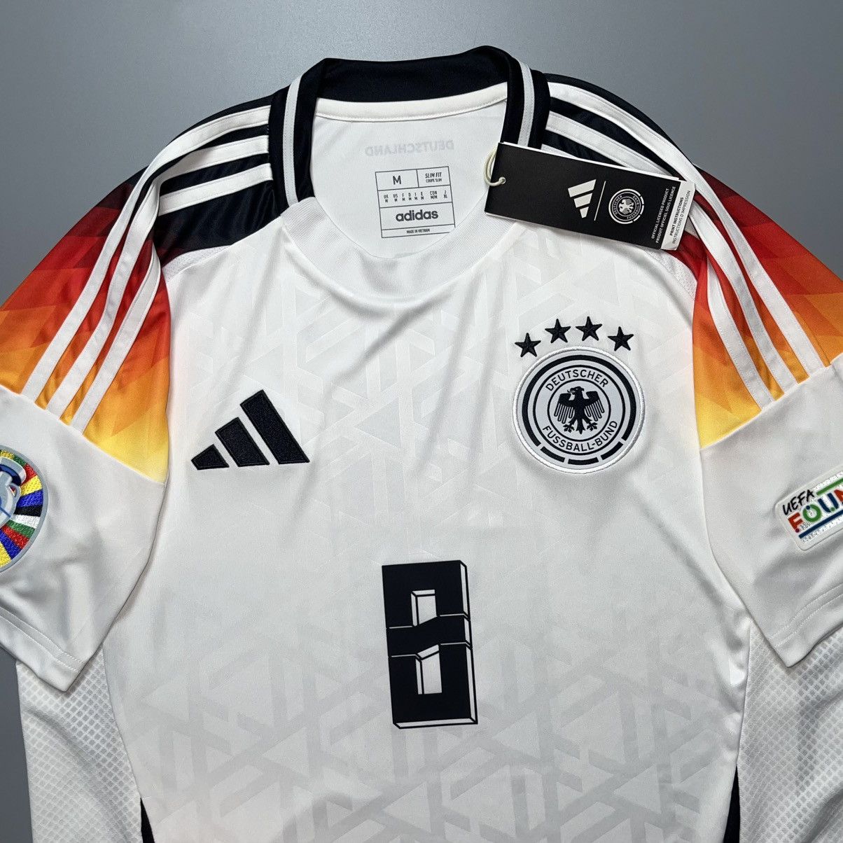 Adidas × Vintage NWT GERMANY ADIDAS 2024 EURO FOOTBALL HOME JERSEY #8 KROOS Size US M / EU 48-50 / 2 - 4 Thumbnail