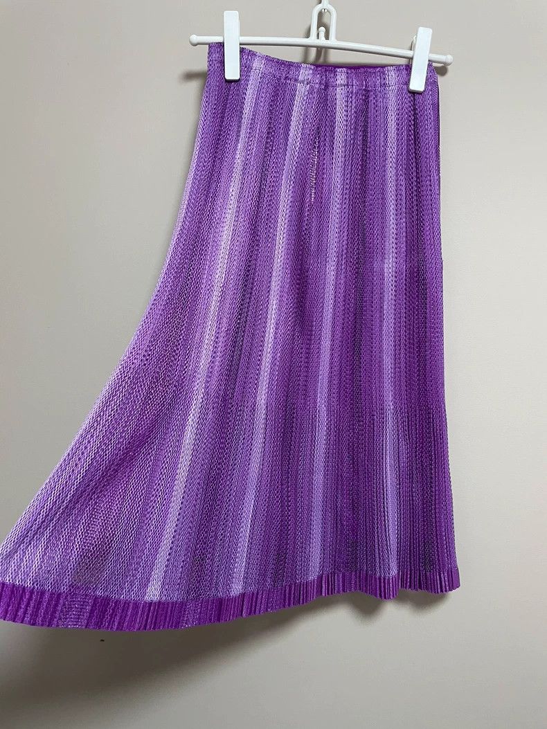 Issey Miyake Issey Miyake size:1 Purple mesh fabric patchwork skirt Size 23" - 3 Thumbnail