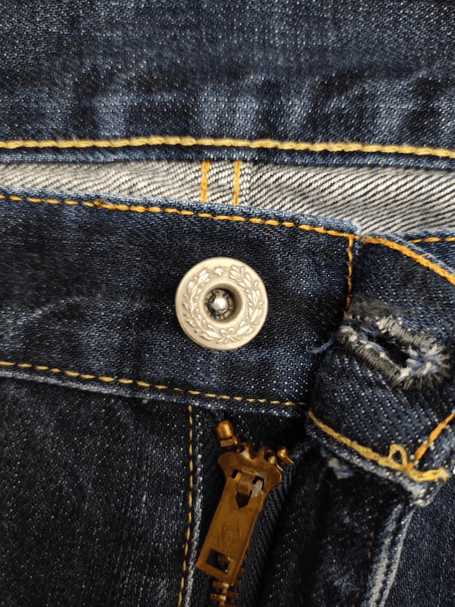 Futura 1990s Futura Embroidered Logo Distress Denim Jeans Size US 30 / EU 46 - 5 Thumbnail