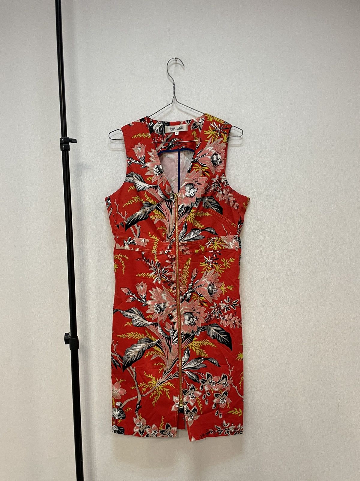 Diane von Furstenberg × Japanese Brand Diane Von Furstenberg Zip Front Sheath Dress Avalon Poppy Size M / US 6-8 / IT 42-44 - 8 Thumbnail