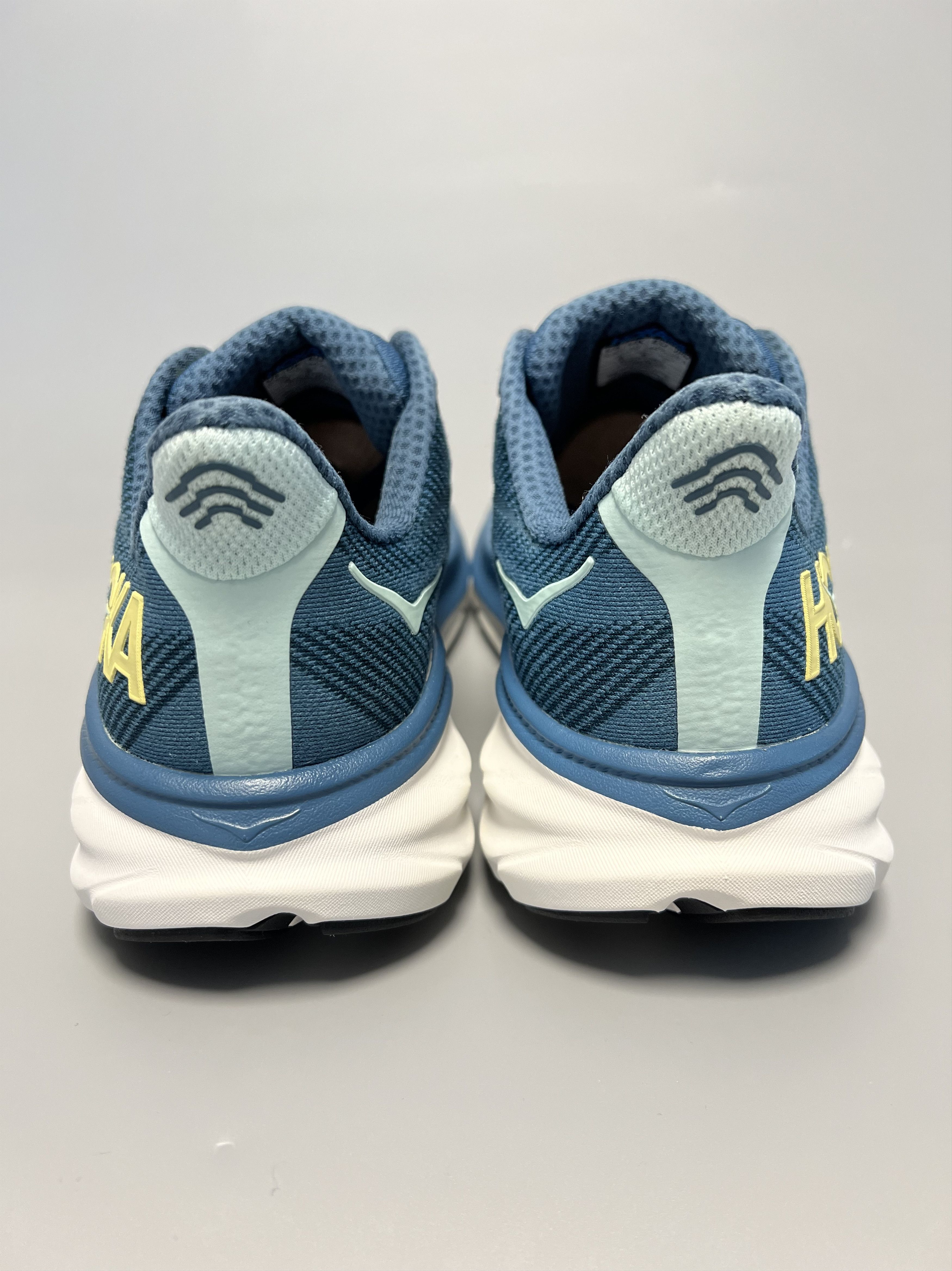 Hoka 10.5D Hoka One One Clifton 9 Running Shoes Walking Gym Size US 10.5 / EU 43-44 - 3 Thumbnail