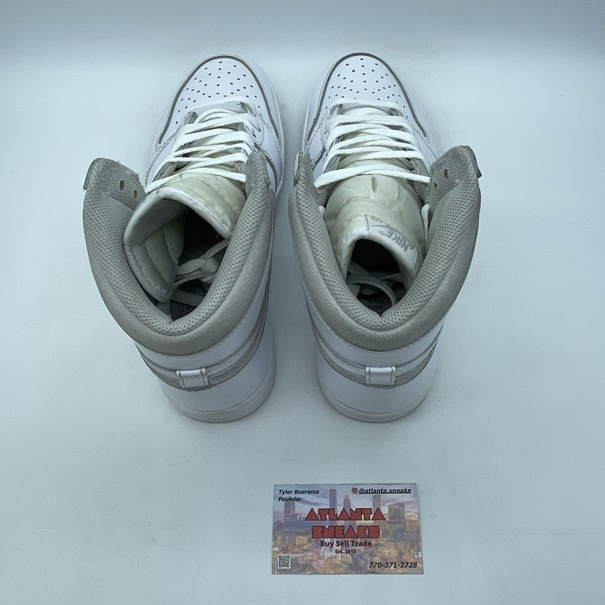 Jordan Brand Air Jordan 1 high neutral grey Size US 10.5 / EU 43-44 - 6 Thumbnail