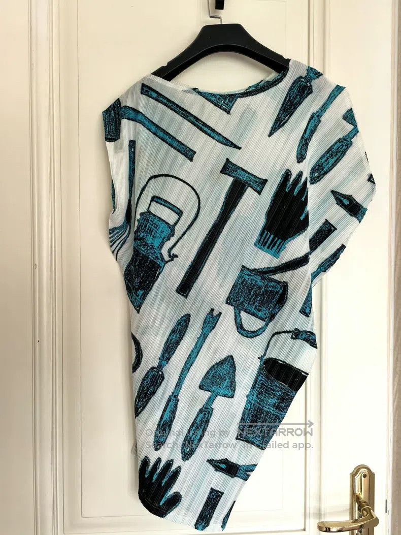 Issey Miyake Issey Miyake Tool Print Short-Sleeve T-shirt Size L / US 10 / IT 46 - 1 Thumbnail