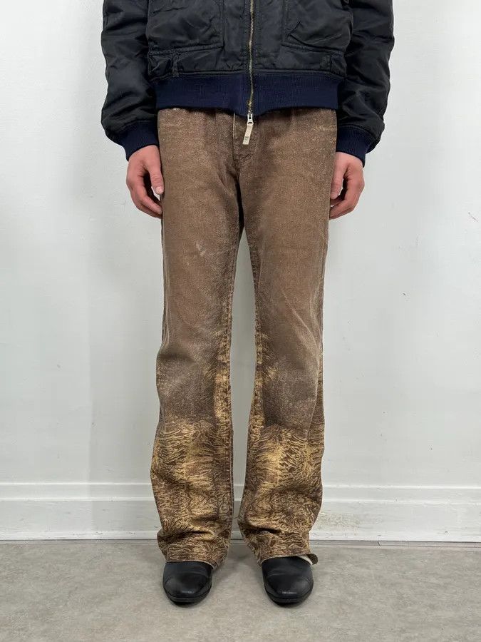 Roberto Cavalli 2000s Roberto Cavalli Brown Sand Eroded Flared Jeans Size US 32 / EU 48 - 2 Thumbnail