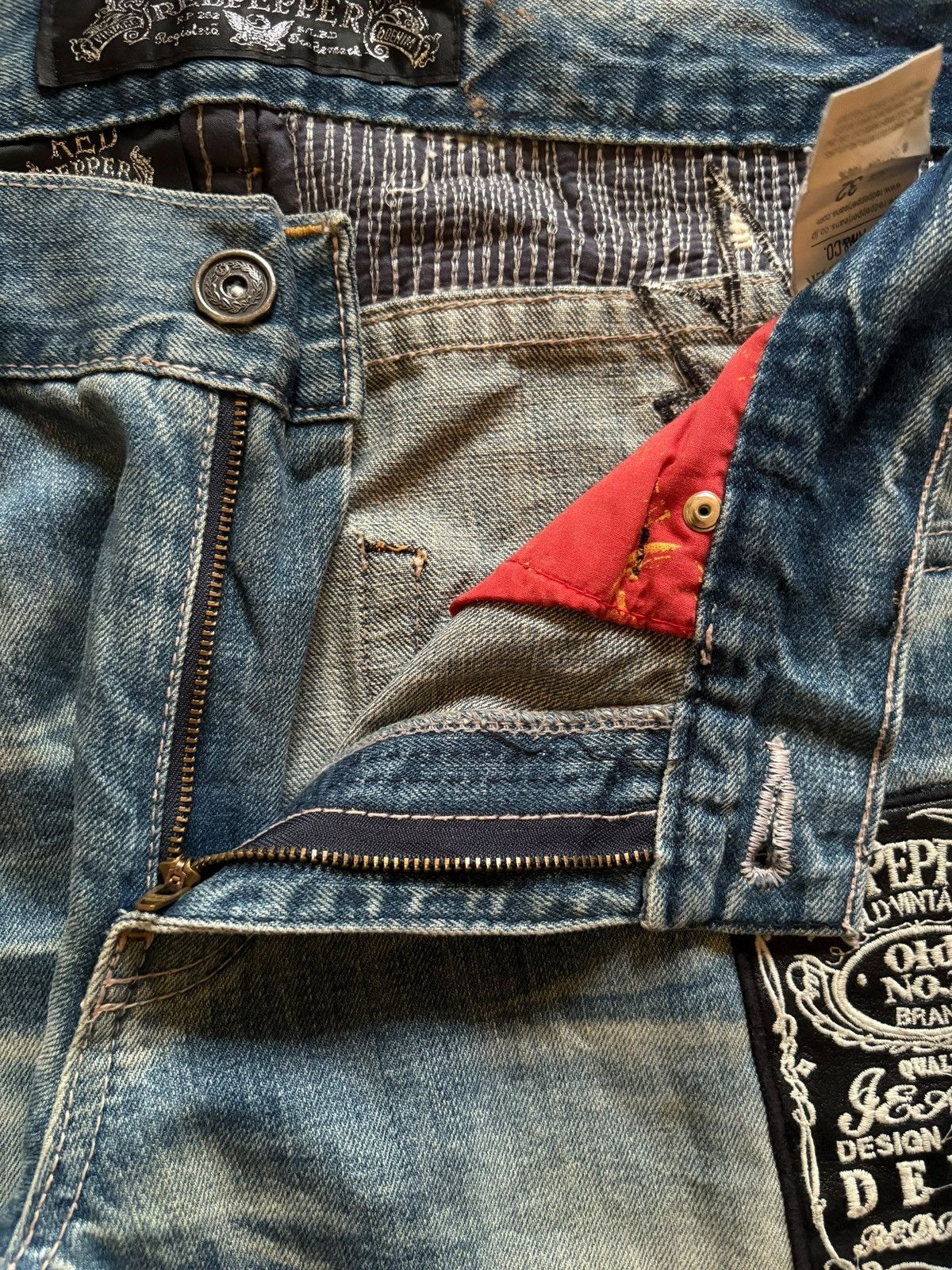 Japanese Brand Vintage Japanese Brand Mud Wash Patch Distressed Baggy Jeans Size US 34 / EU 50 - 9 Thumbnail
