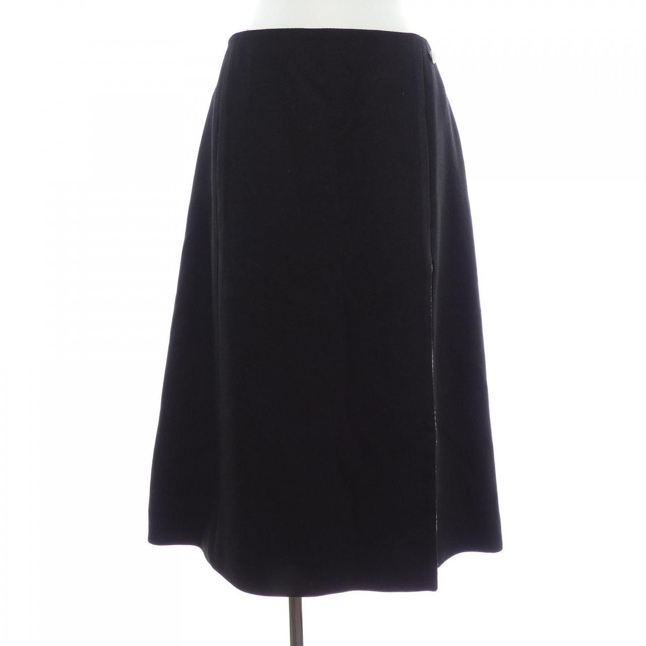 Chanel Chanel Chanel P71822V63363 Silk Skirt Others Skirts P71822V63363 DUTY FREE for USA Size ONE SIZE - 1 Thumbnail