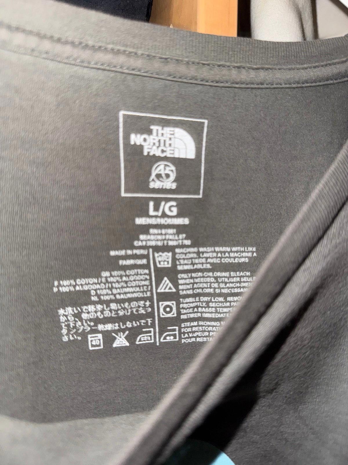 The North Face The North Face A5 Series T-Shirt Rare Chest Hit Rare Sz L Size US L / EU 52-54 / 3 - 3 Thumbnail