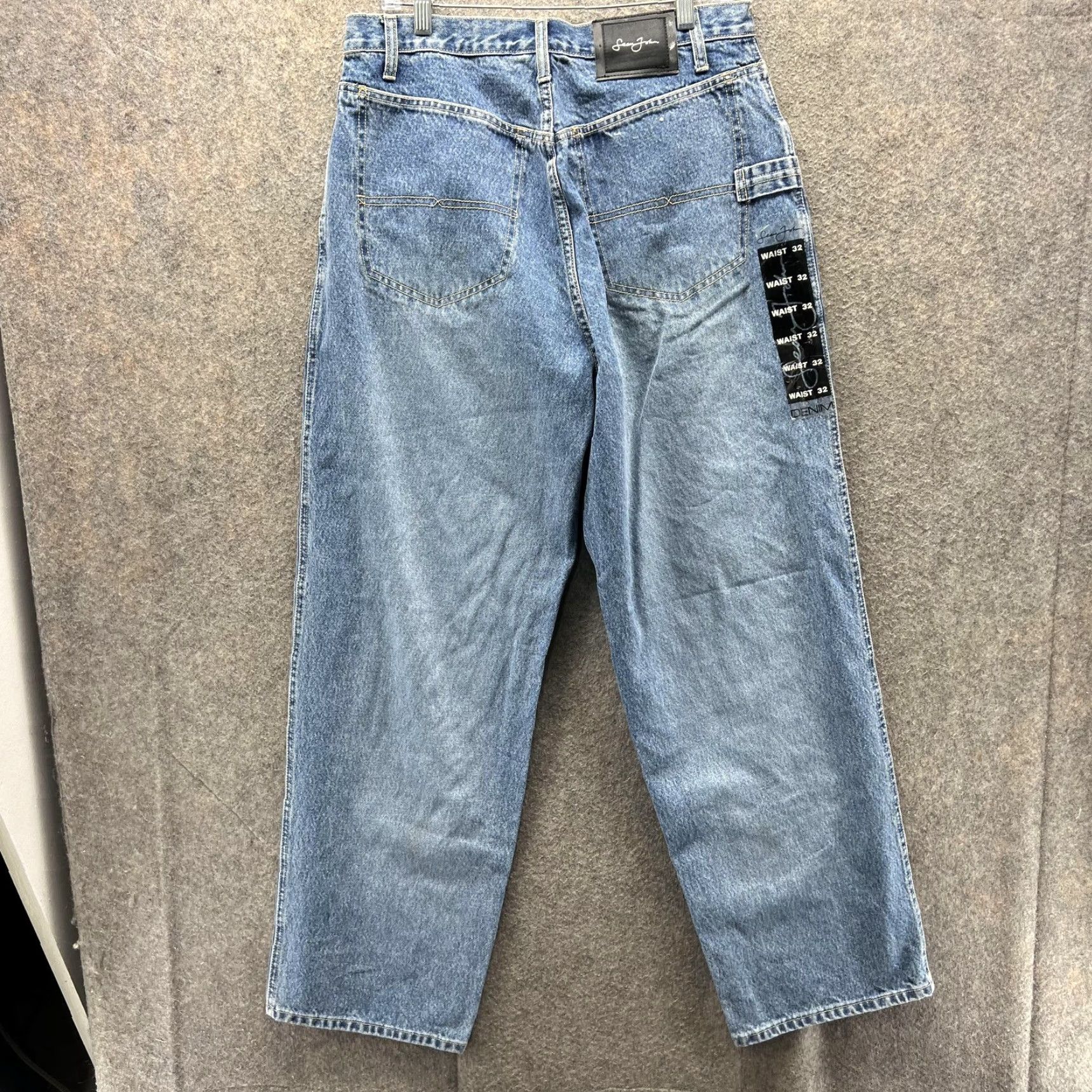 Sean John VINTAGE Sean John Jeans Mens 32 Blue Relaxed Straight Hip Hop Streetwear Y2K Jeans Mens 32 Blue Relaxed Straight Denim Medium Wash Logo Size US 32 / EU 48 - 2 Thumbnail