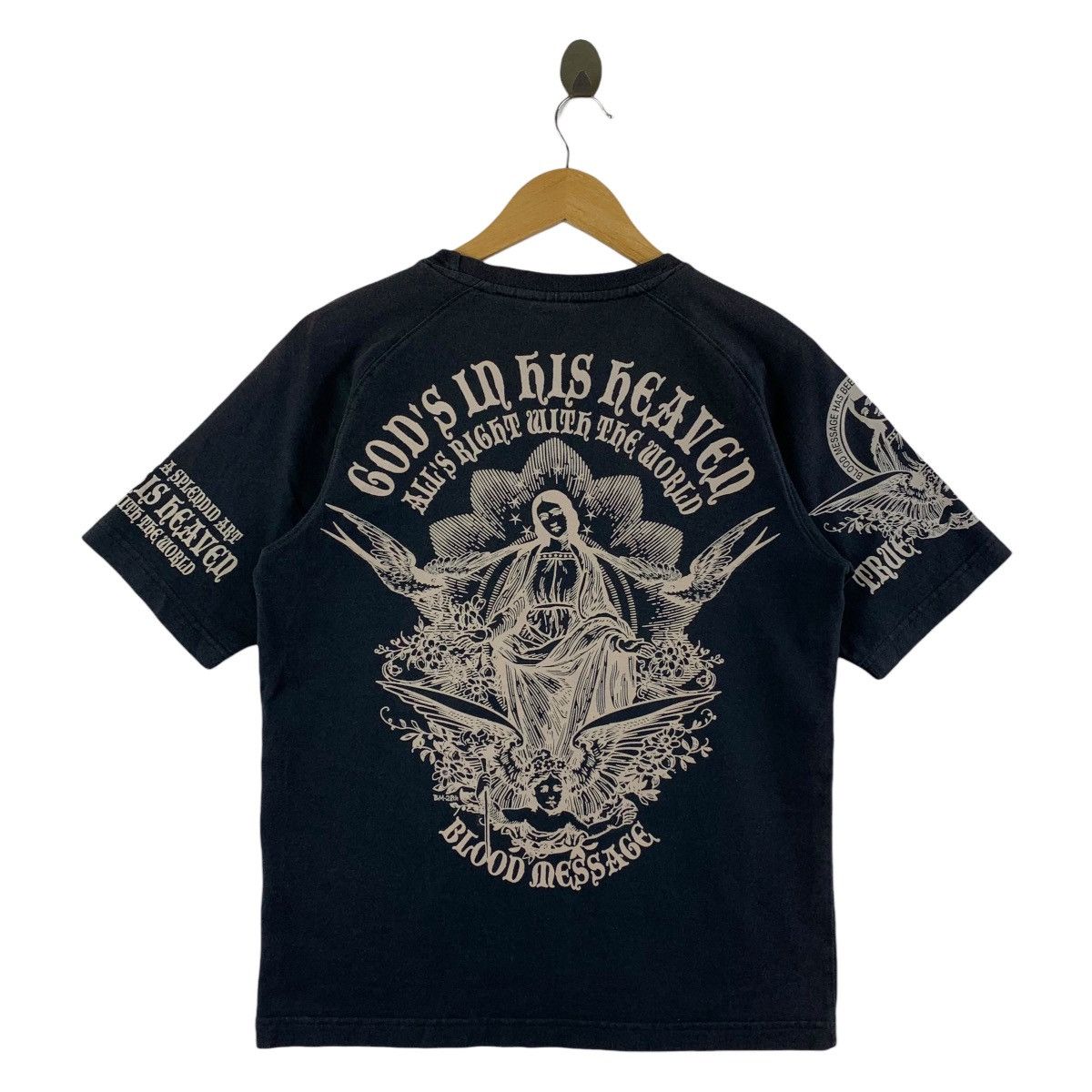 Japanese Brand Vintage BLOOD MASSAGE the tattoo is a splendid art tee Size US S / EU 44-46 / 1 - 4 Thumbnail