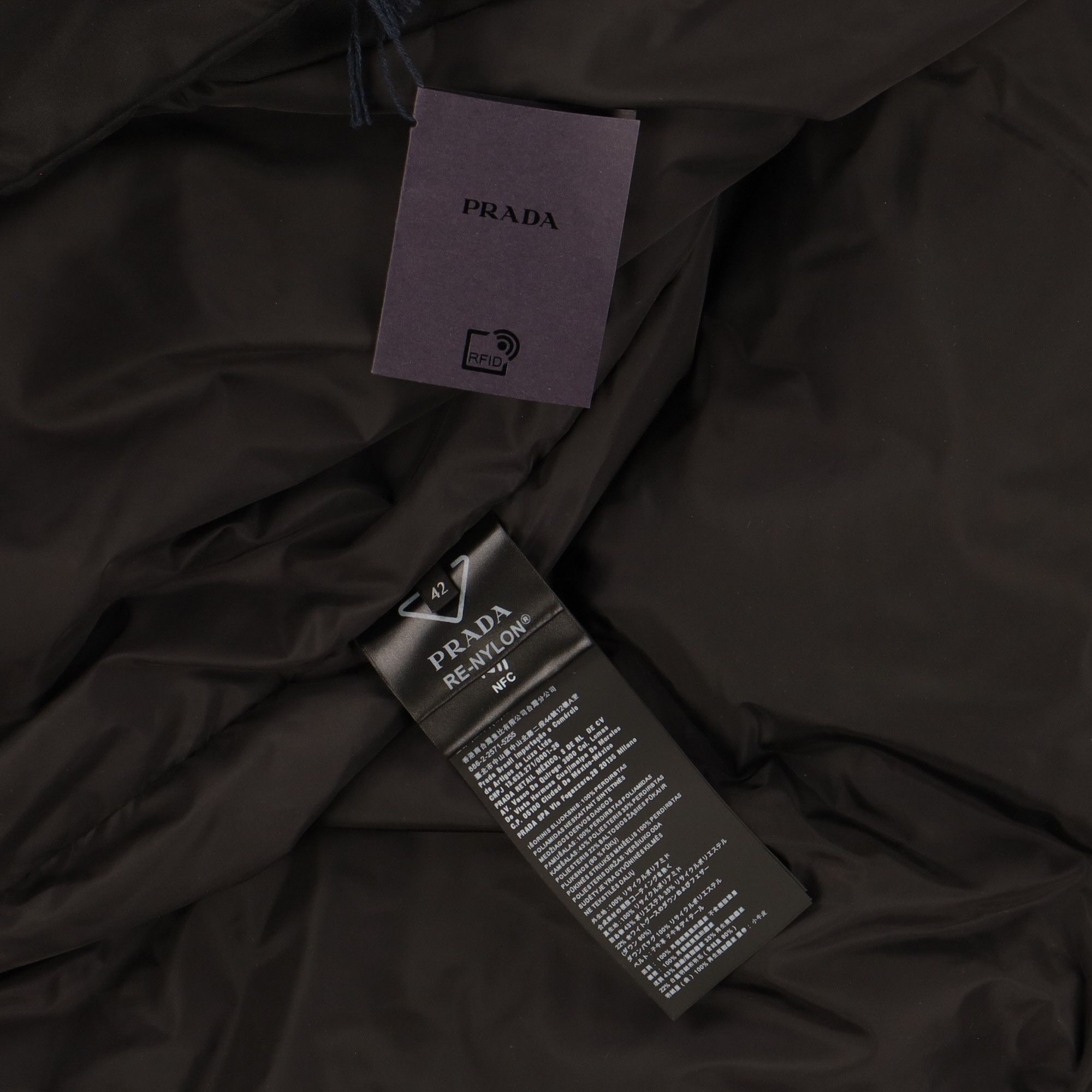 Prada Black Re-Nylon Padded Down Blazer Jacket Size M / US 6-8 / IT 42-44 - 8 Thumbnail