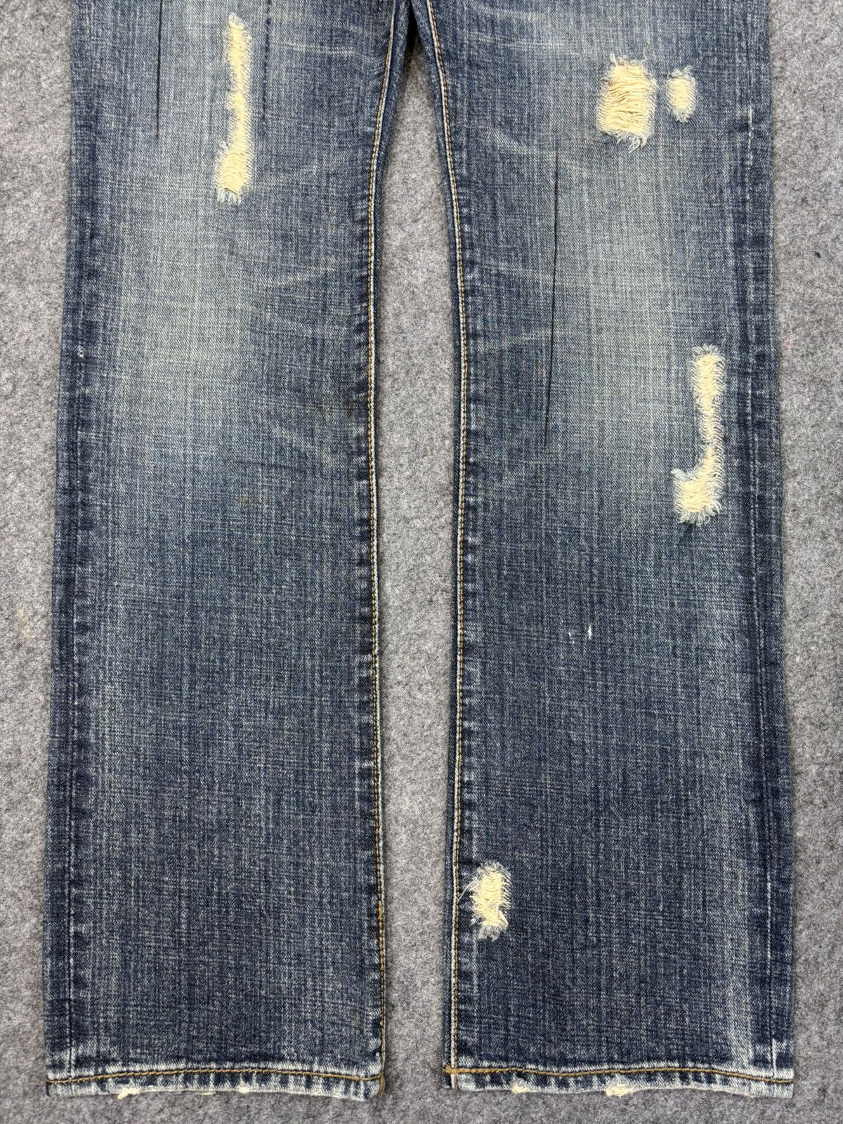 Boycott 💥Art Of Distressed💥Boycott Insane Distressed Denim F945 Size US 32 / EU 48 - 4 Thumbnail