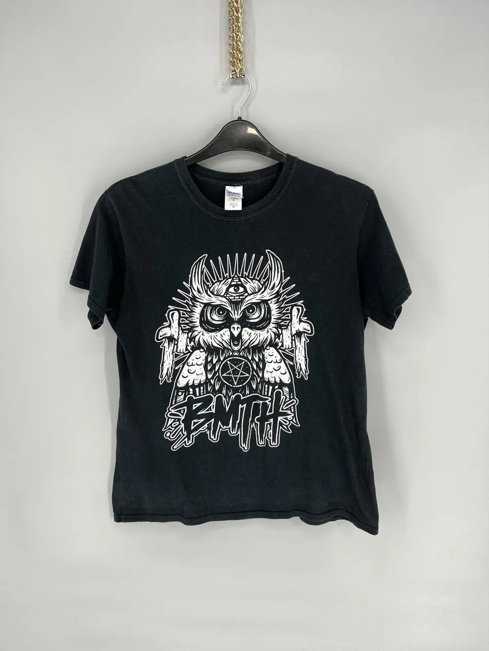 Band Tees Mens Vintage Y2K T Shirt Bring Me The Horizon Size M Size US M / EU 48-50 / 2 - 1 Thumbnail