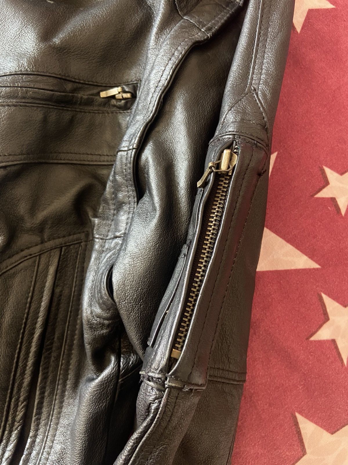 Genuine Leather Vintage real leather pilot bomber jacket Size US M / EU 48-50 / 2 - 3 Thumbnail