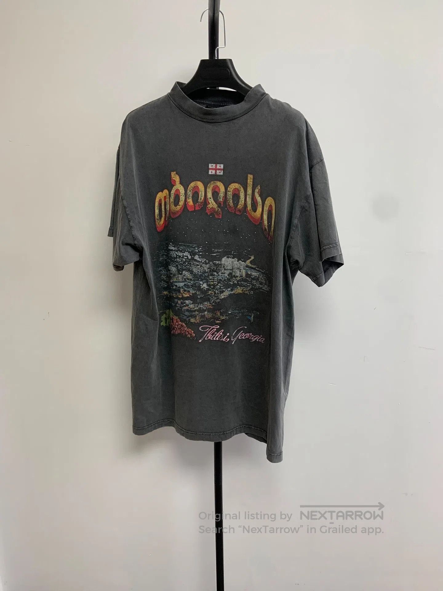 Balenciaga Balenciaga Faded Logo Print Loose T-Shirt. Size US S / EU 44-46 / 1 - 1 Thumbnail