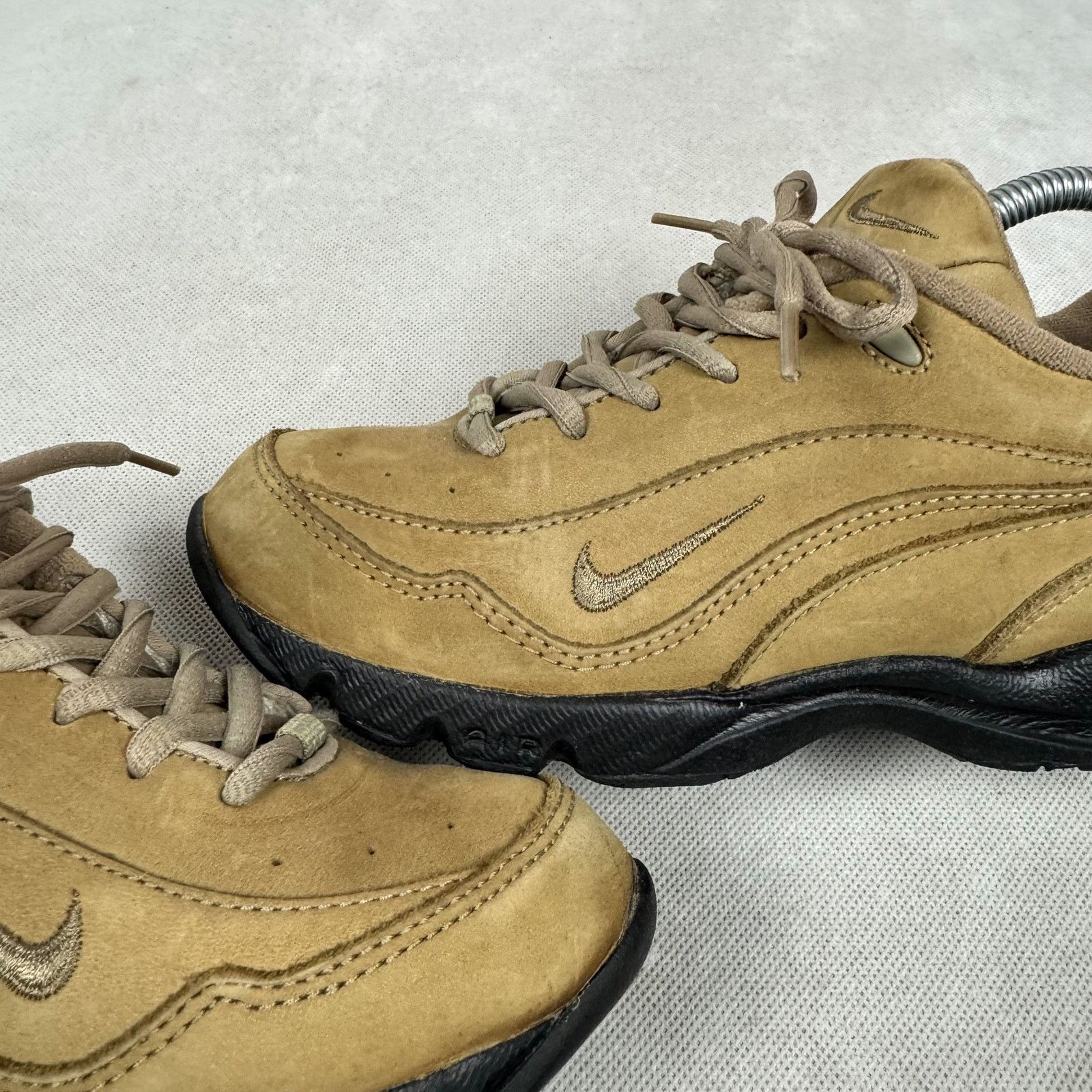 Nike Vintage Nike ACG Walk Women's Brown Leather Lace-Up Shoes Size US 8 / IT 38 - 4 Thumbnail