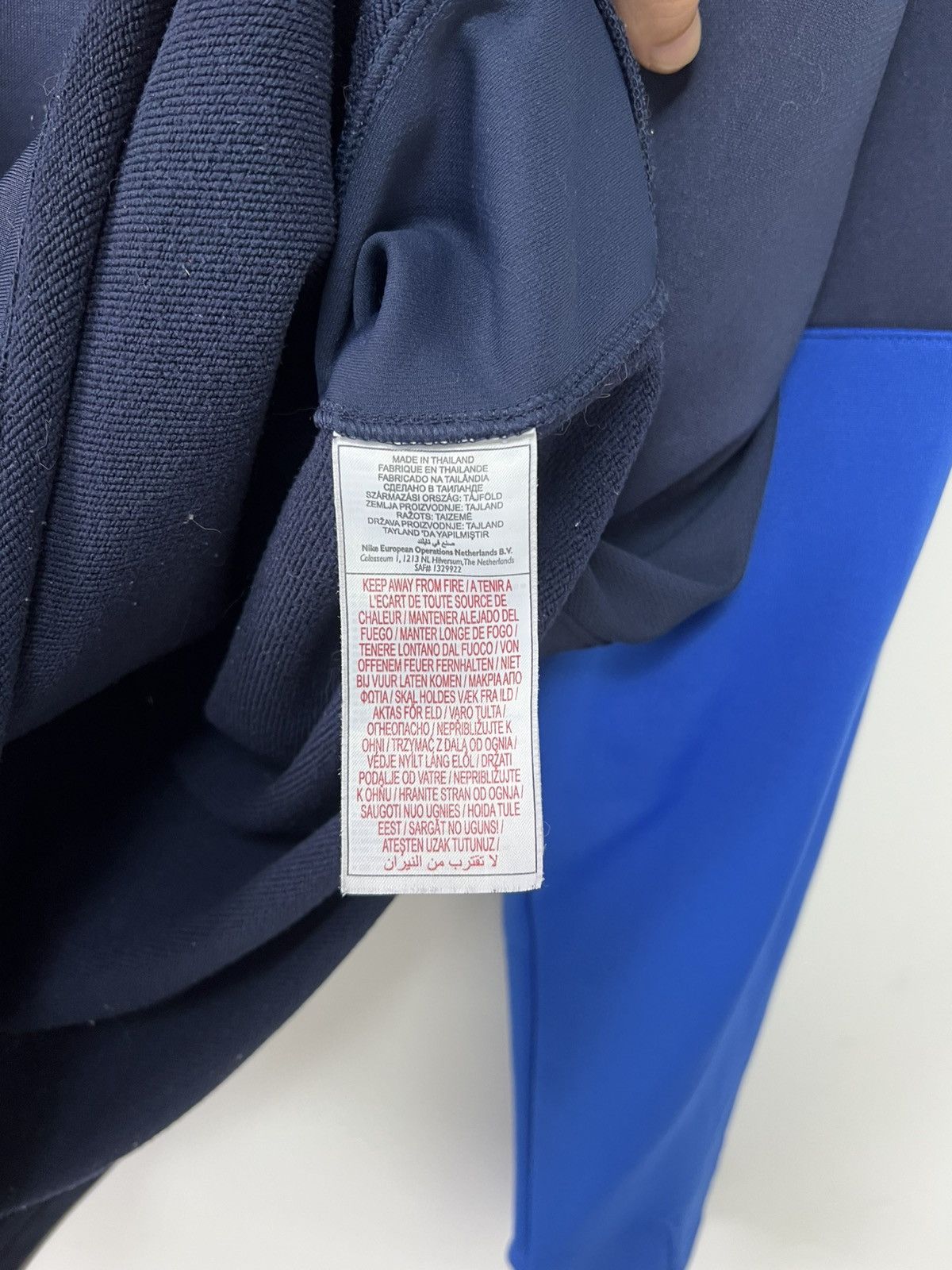 Nike Fc Zurich 2009/2010 Player Issues Sweatshirt Nike Blue sz L Size US L / EU 52-54 / 3 - 12 Thumbnail