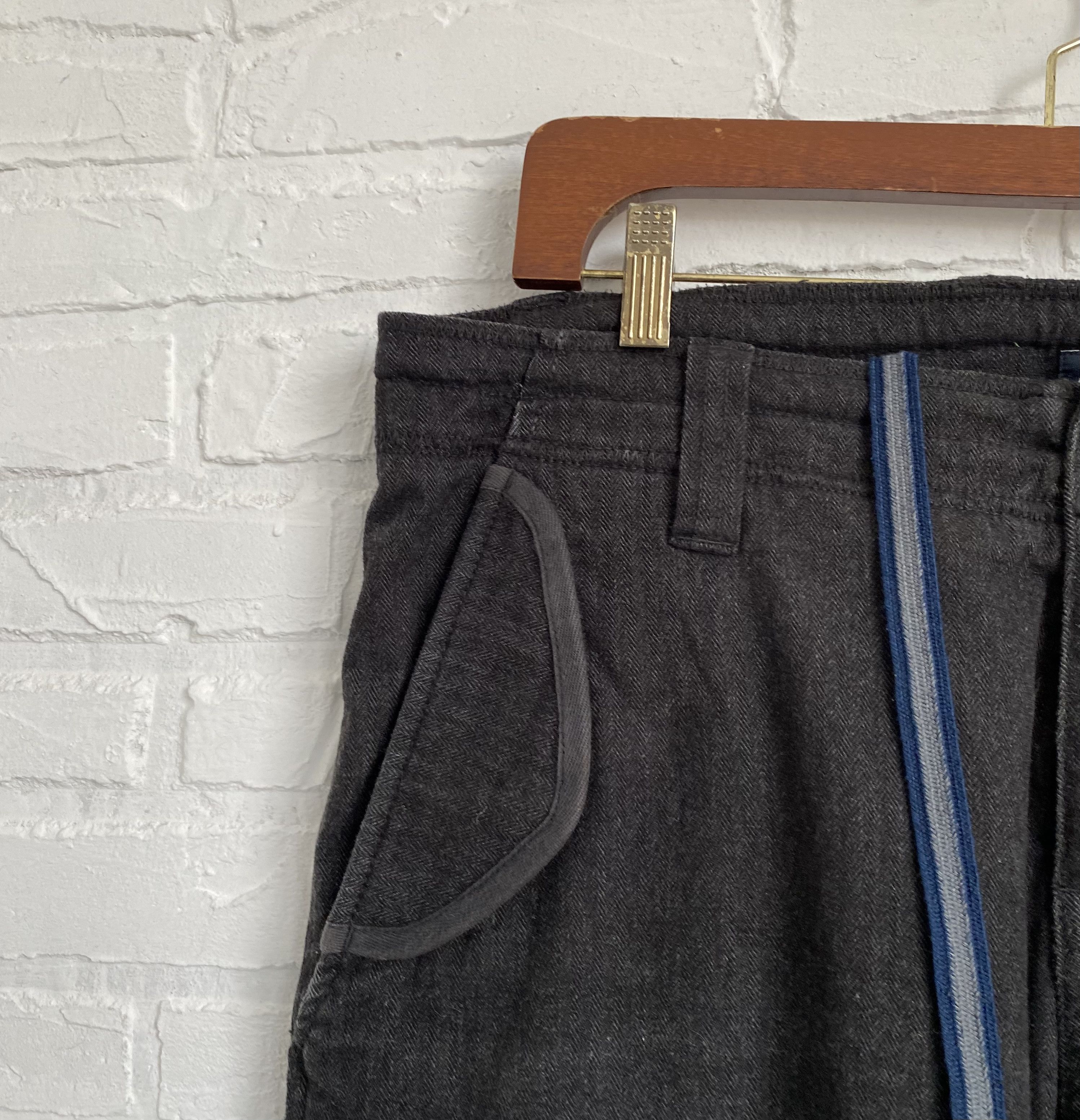 Armani Vintage 2000s Armani Jeans cargo pants Size US 33 - 13 Thumbnail