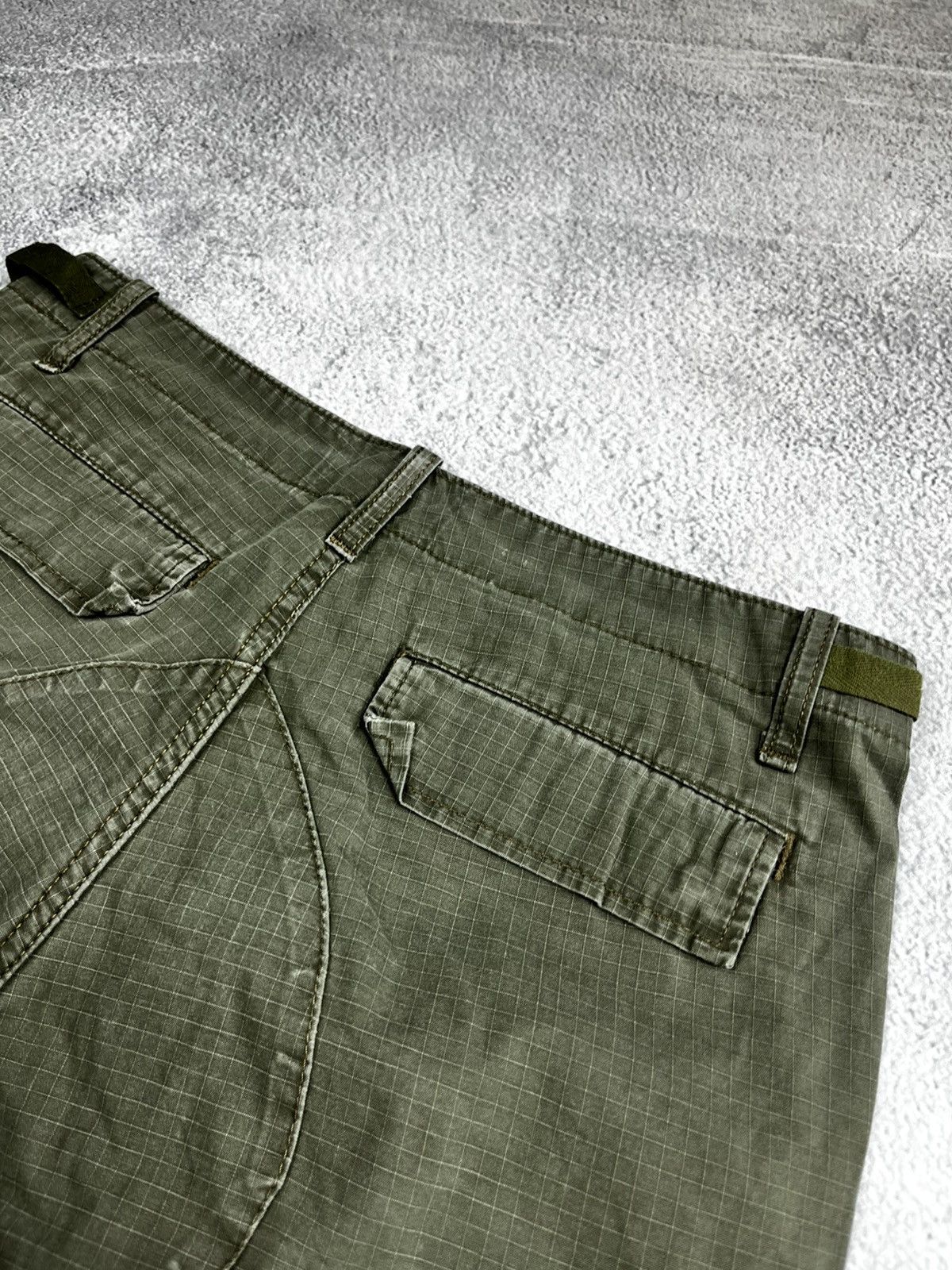 Carhartt × Carhartt Wip × Vintage Carhartt aviation Bermuda cargo shorts Size US 31 - 8 Thumbnail