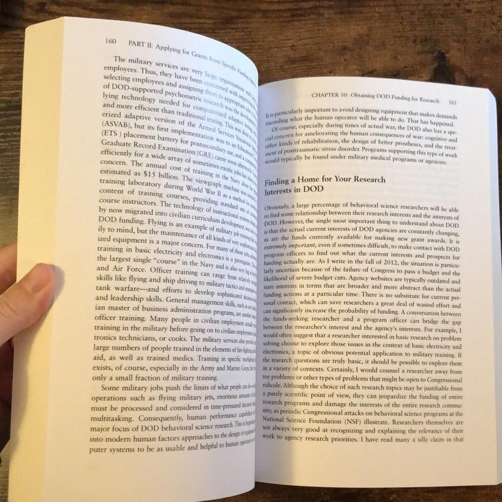 Designer Writing Successful Grant Proposals from the Top Down Book Size ONE SIZE - 3 Thumbnail