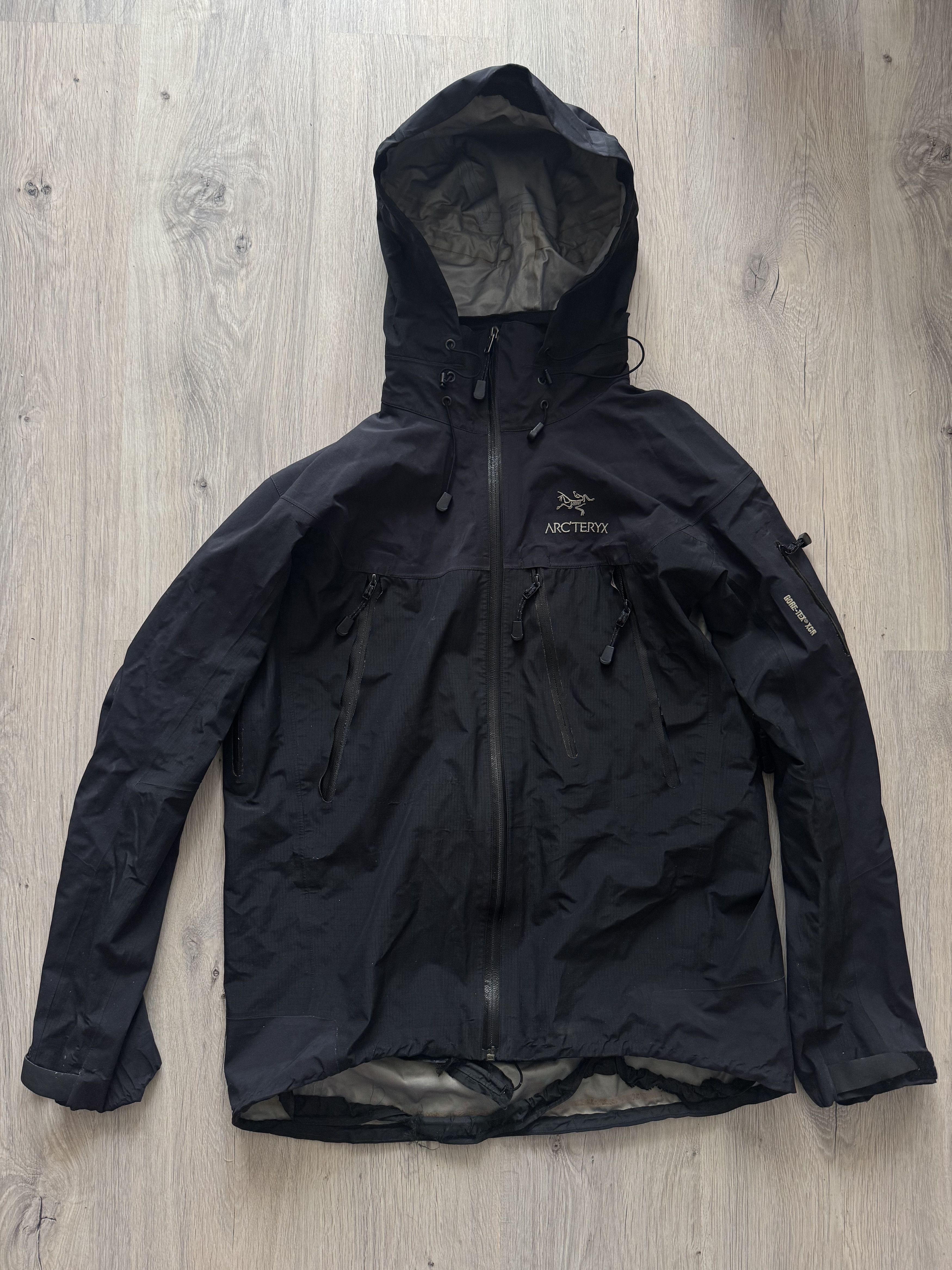 Arc'teryx × Vintage Vintage 90s Arcteryx Theta AR Blue Red Goretex