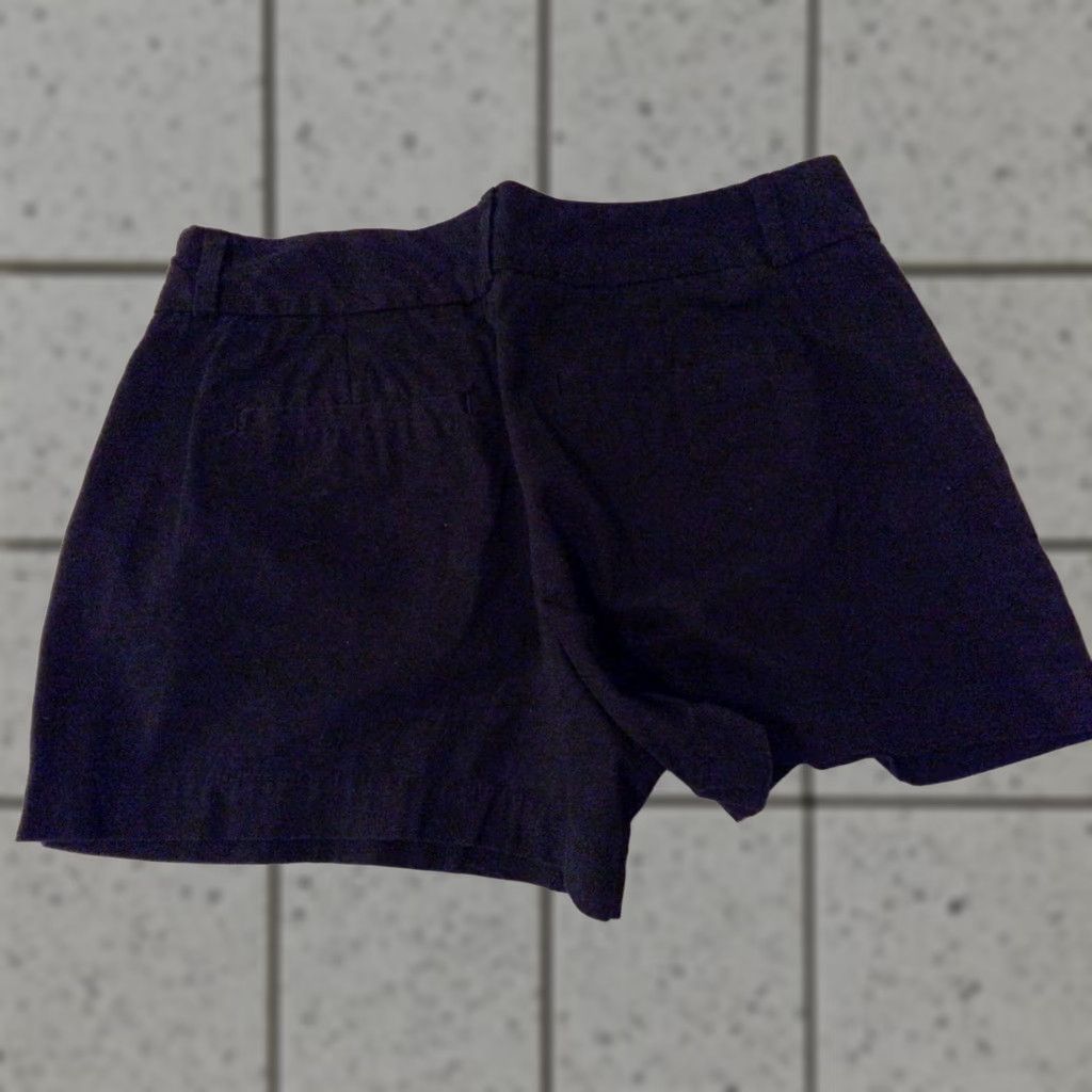 Ann Taylor Womens Ann Taylor LOFT Khaki Shorts 4 Black Cotton Chino - 4 Adult Womens Jeans Shorts? Size 27" / US 4 / IT 40 - 1 Thumbnail