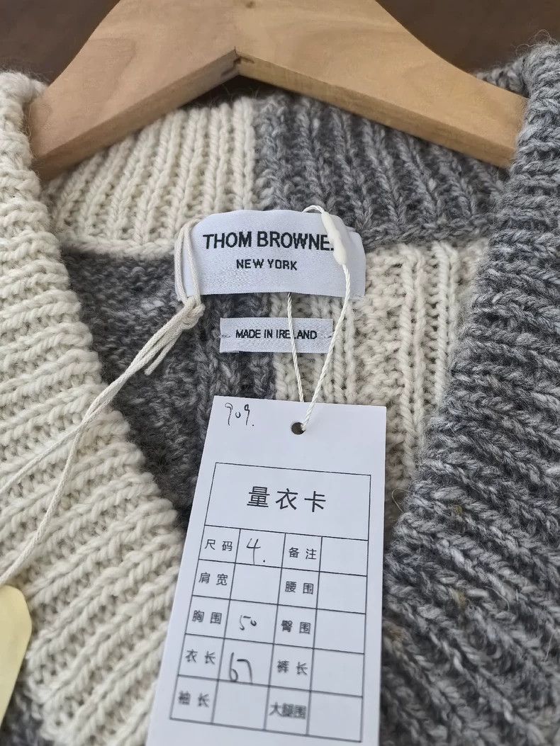 Thom Browne thom browne Color-matched wool vest 2503-Nextarrow Size US XL / EU 56 / 4 - 2 Thumbnail