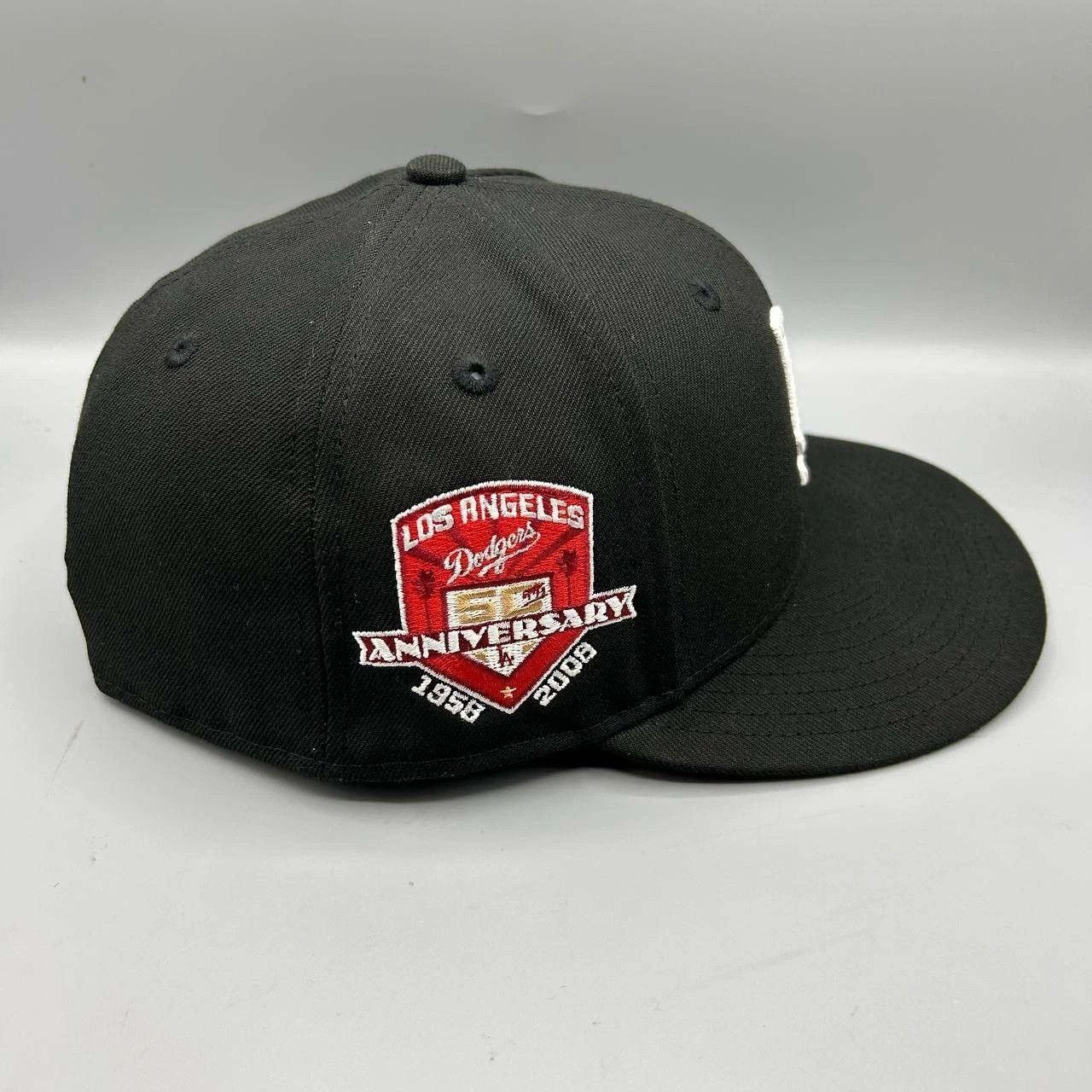 New Era Los Angeles LA Dodgers Hat Men 7 3/8 Black Red MLB Fitted Size ONE SIZE - 7 Thumbnail