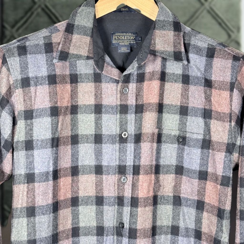 Pendleton VINTAGE Pendleton Shirt Gray Plaid Elbow Patch Men's Medium Size US M / EU 48-50 / 2 - 1 Thumbnail