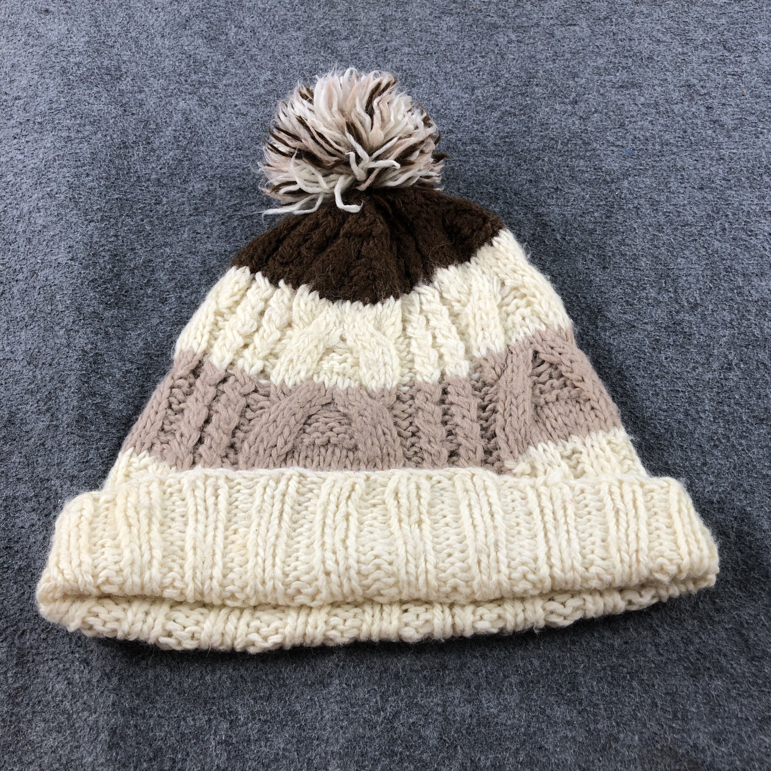 Vintage Unknown Knit Bobble Beanie Snowcap Snow Hat B424 Size ONE SIZE - 3 Thumbnail