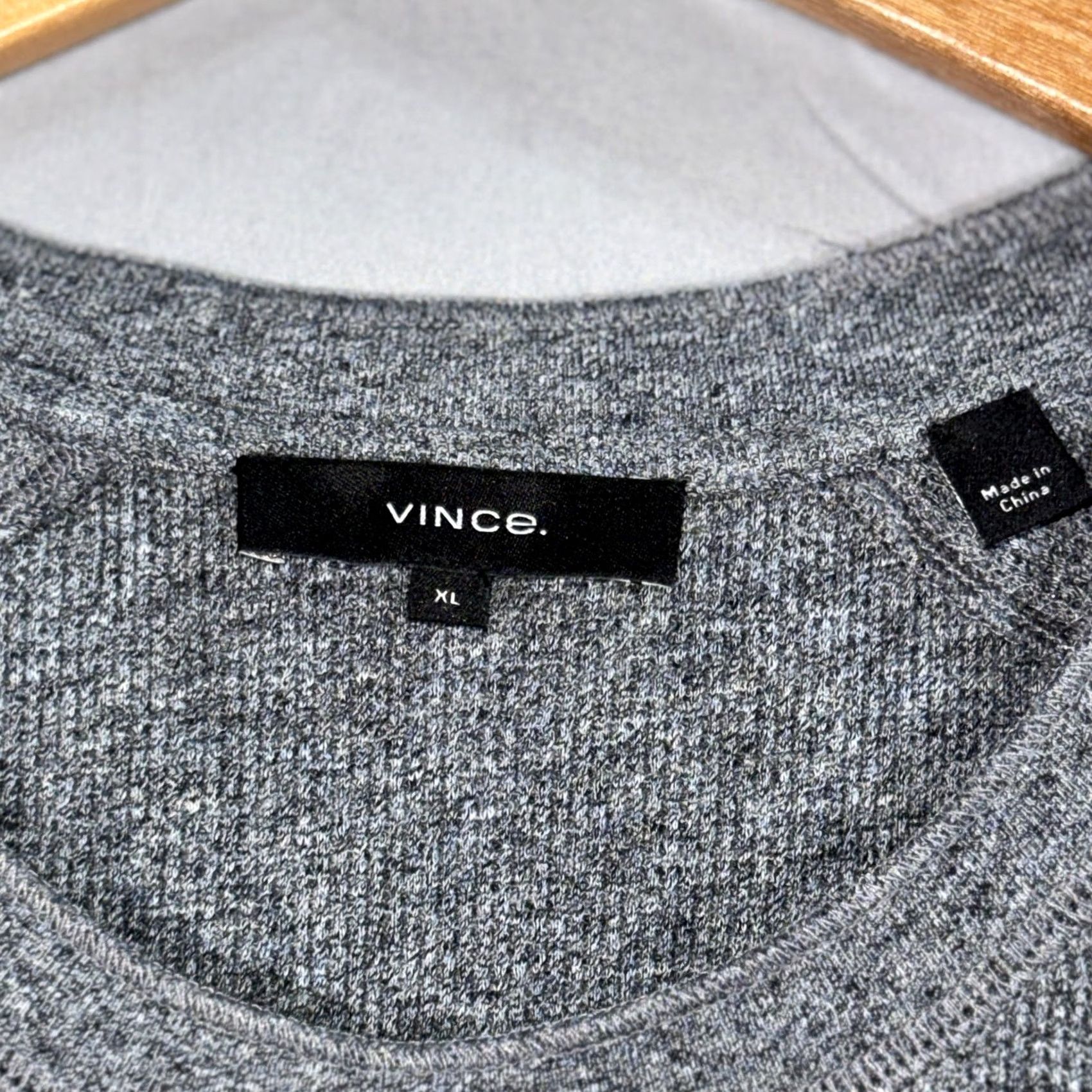 Vince Vince Men's XL Gray Cotton Blend Waffle Knit Long Sleeve Thermal Shirt Size US XL / EU 56 / 4 - 3 Thumbnail