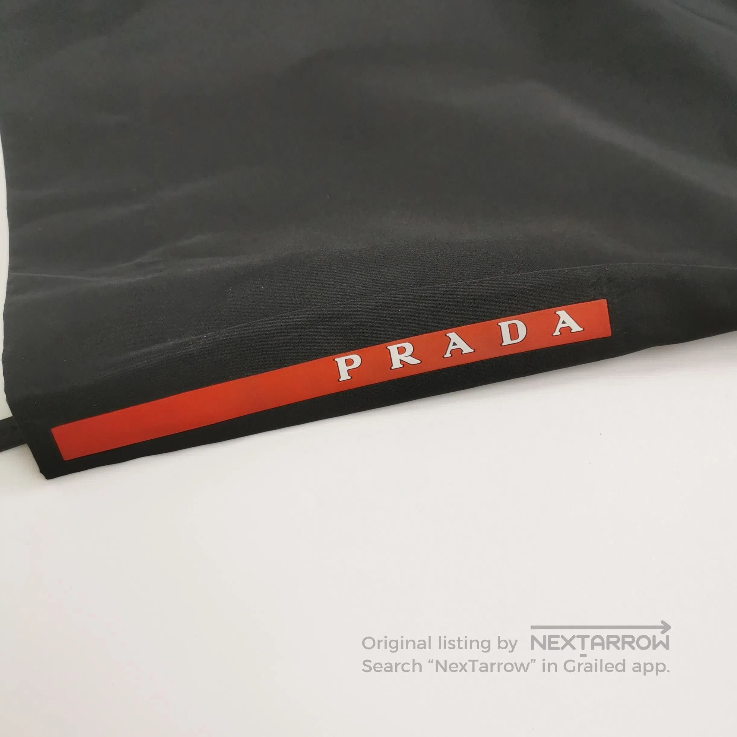 Prada Prada Black Structured Shorts XS. Size US 26 / EU 42 - 1 Thumbnail