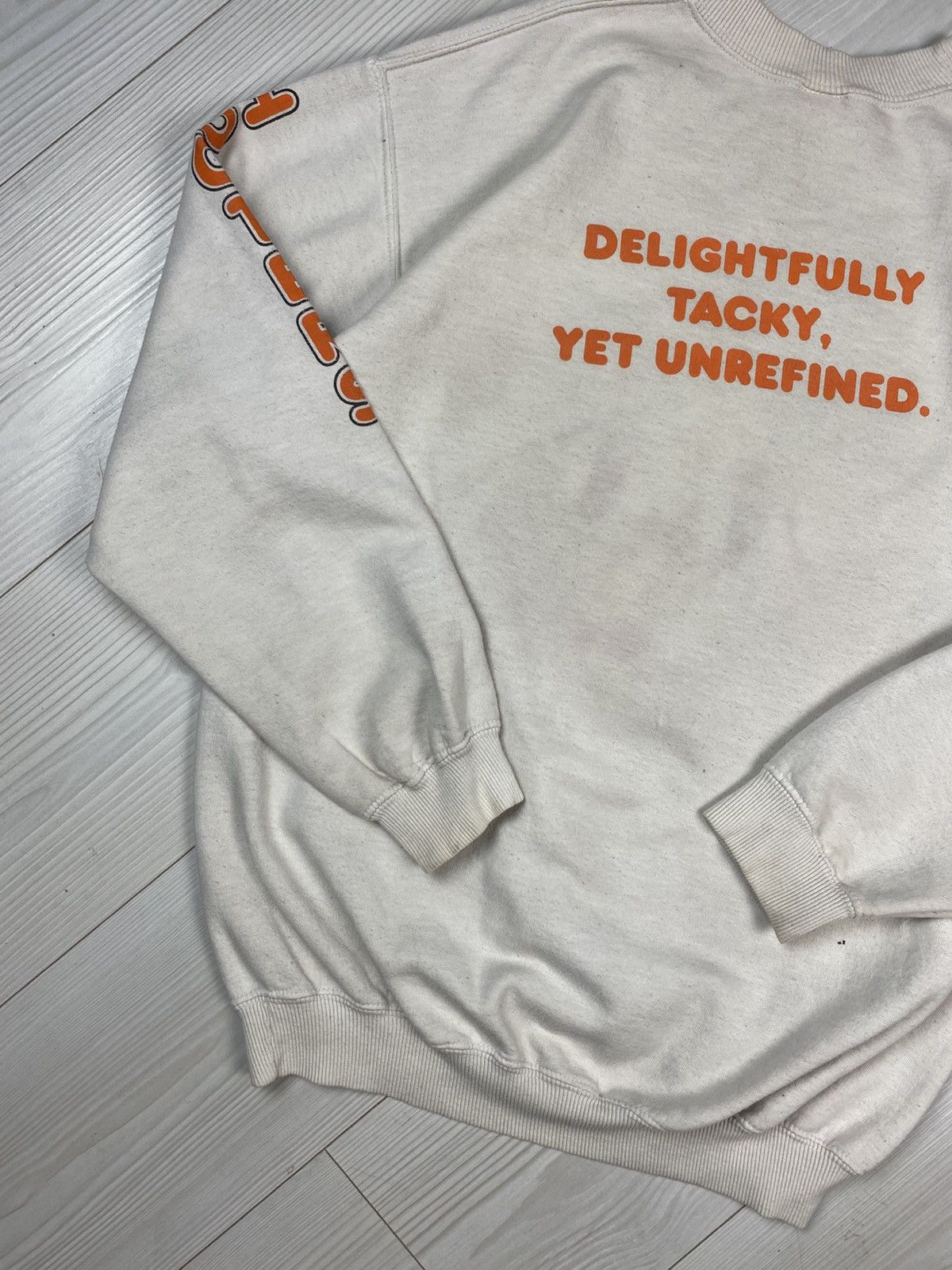 Vintage Hooters 90s Chicago vintage oversized sweatshirt Size US M / EU 48-50 / 2 - 14 Thumbnail